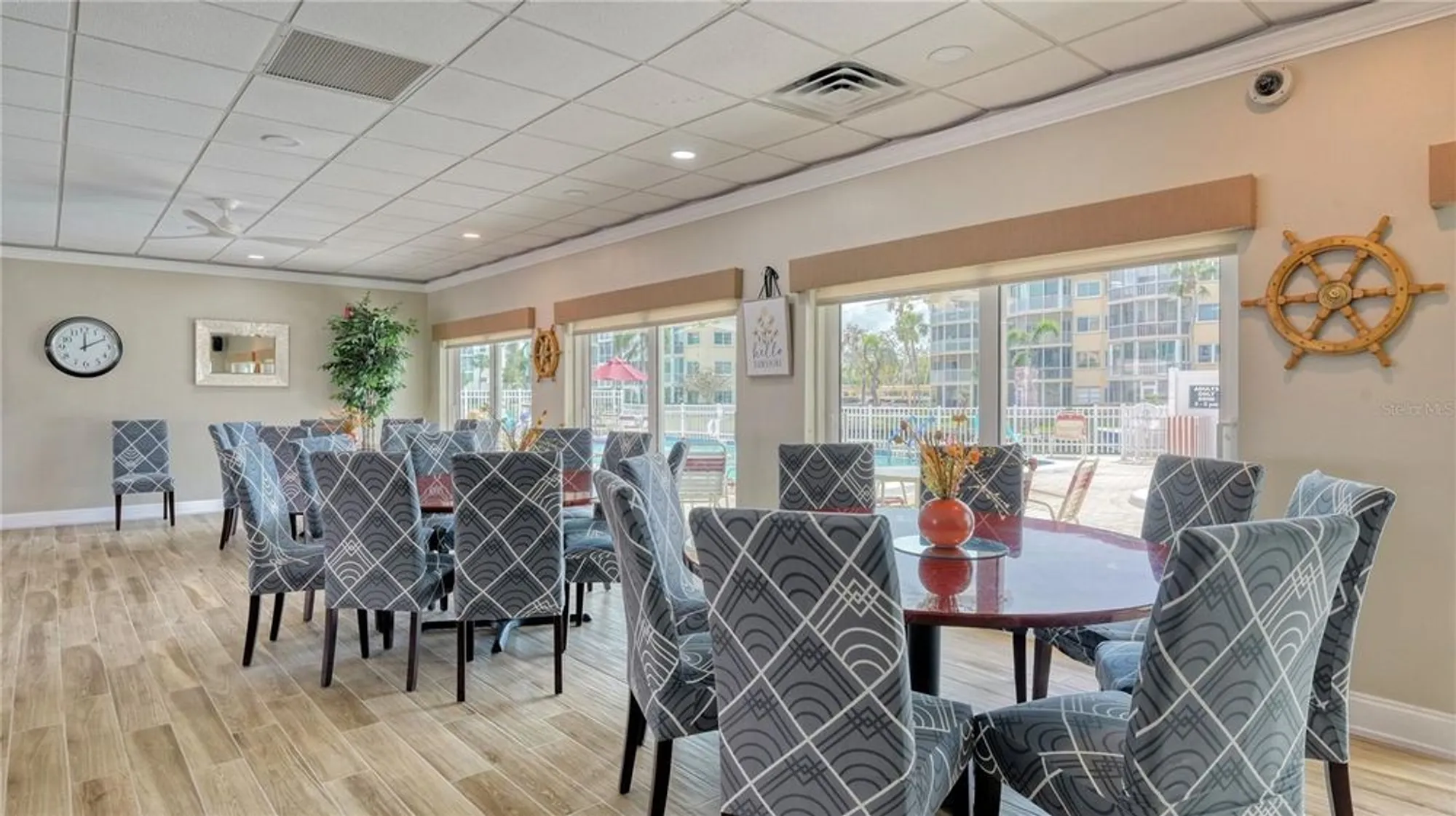 Property Slideshow image 53 of 62 | 1250 n portofino dr apt 208, Sarasota, FL, 34242