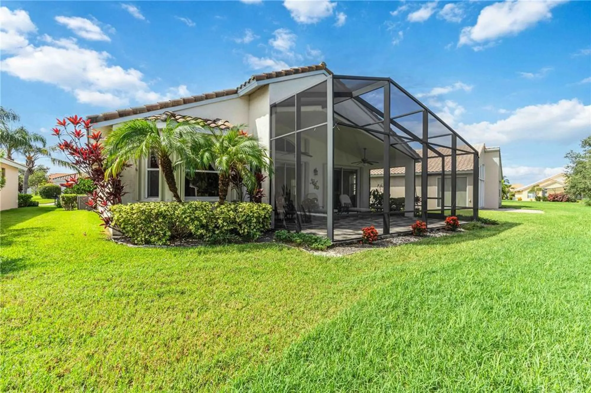 Property Slideshow image 19 of 31 | 4211 64th dr e unit e, Sarasota, FL, 34243