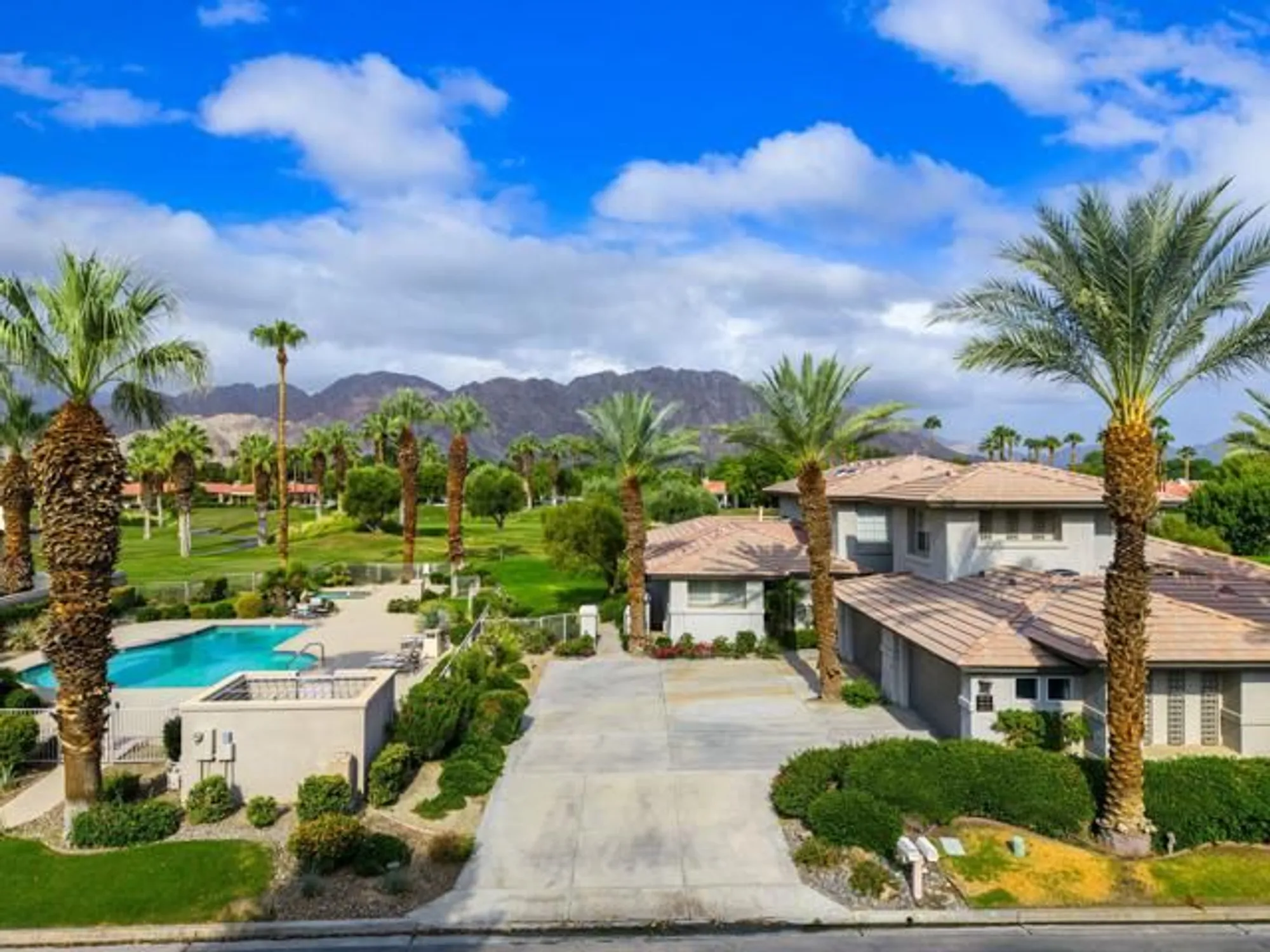 Property Slideshow image 3 of 43 | 55199 laurel vly, La Quinta, CA, 92253