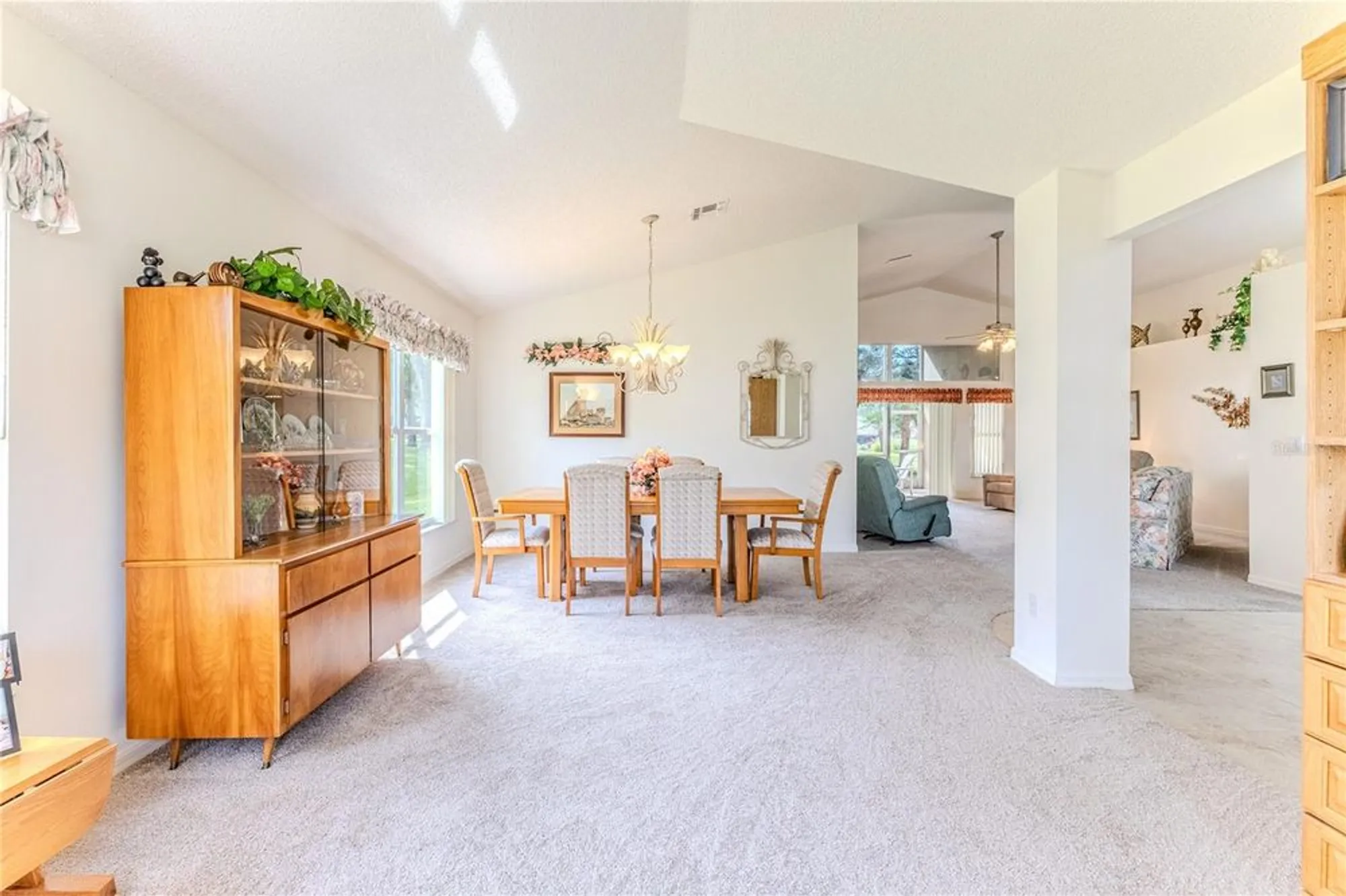 Property Slideshow image 11 of 51 | 464 mistwood ct, Spring Hill, FL, 34609