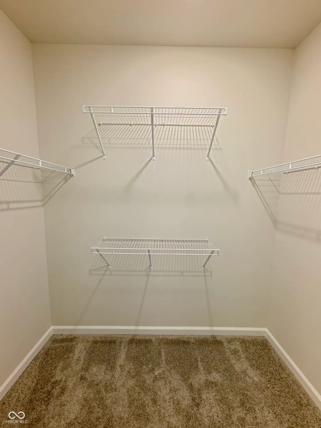 Property Slideshow image 41 of 61 | 811 daisy st, Greenwood, IN, 46143