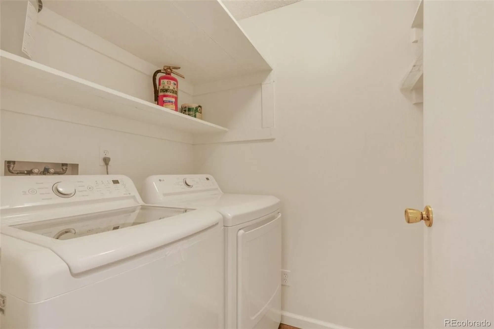 Property Slideshow image 21 of 40 | 13992 e marina dr 109, Aurora, CO, 80014