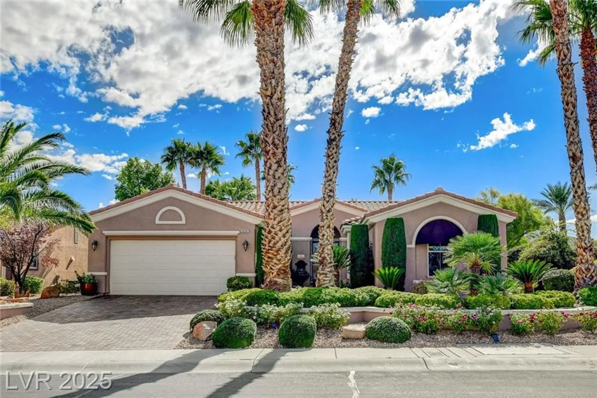 Property Slideshow image 1 of 55 | 10297 donde ave, Las Vegas, NV, 89135