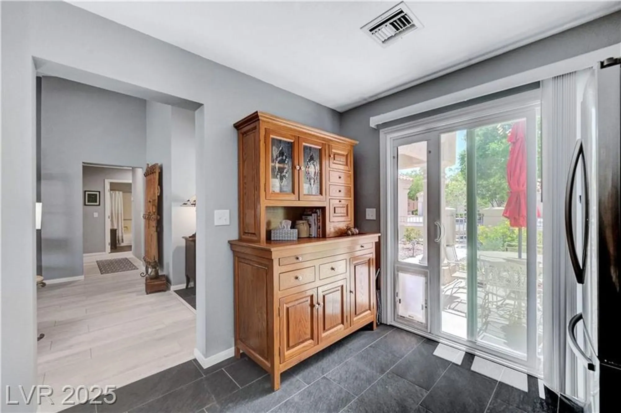 Property Slideshow image 13 of 55 | 2456 desert butte dr, Las Vegas, NV, 89134