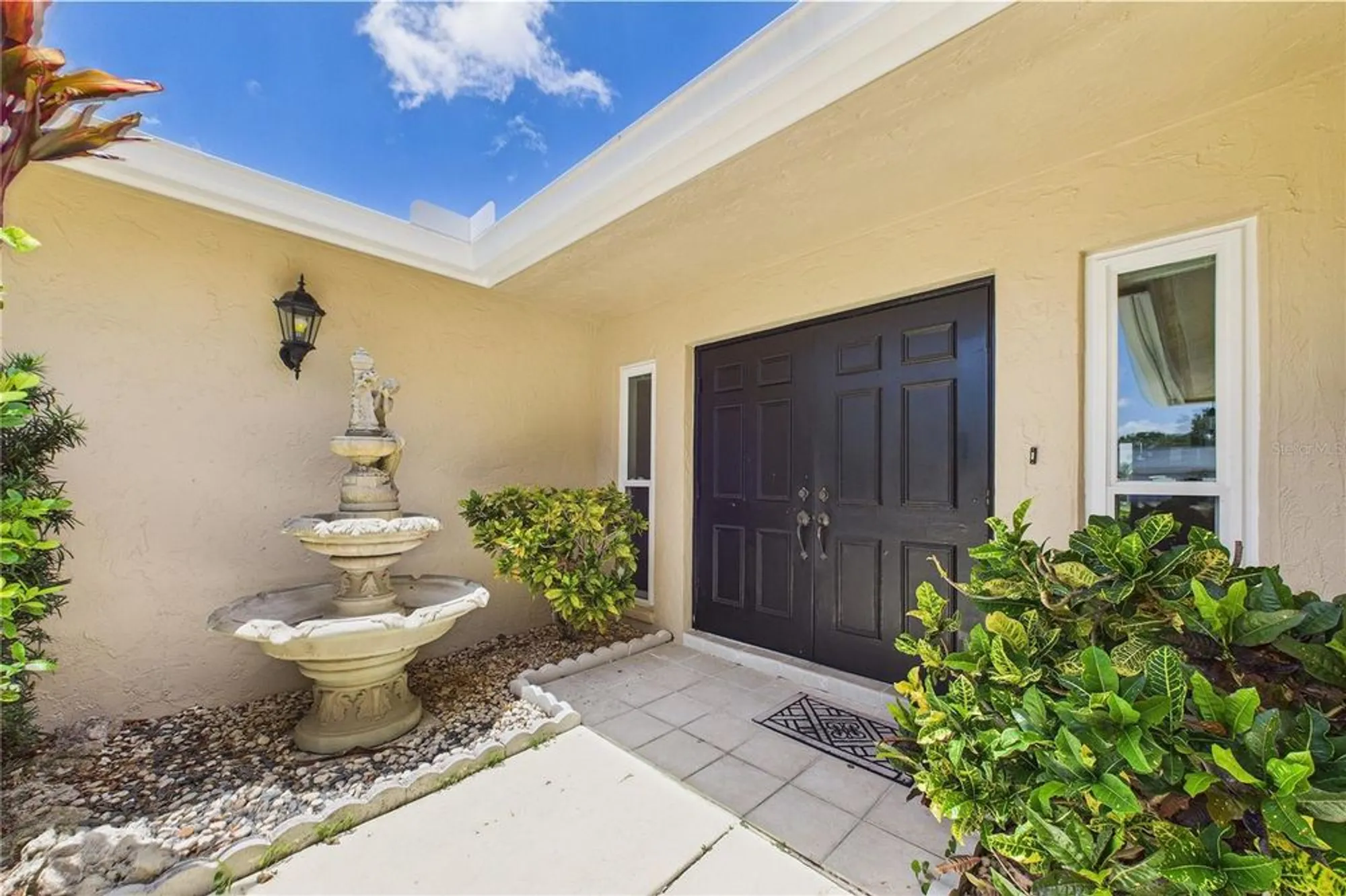Property Slideshow image 40 of 64 | 6948 w country club dr, Sarasota, FL, 34243