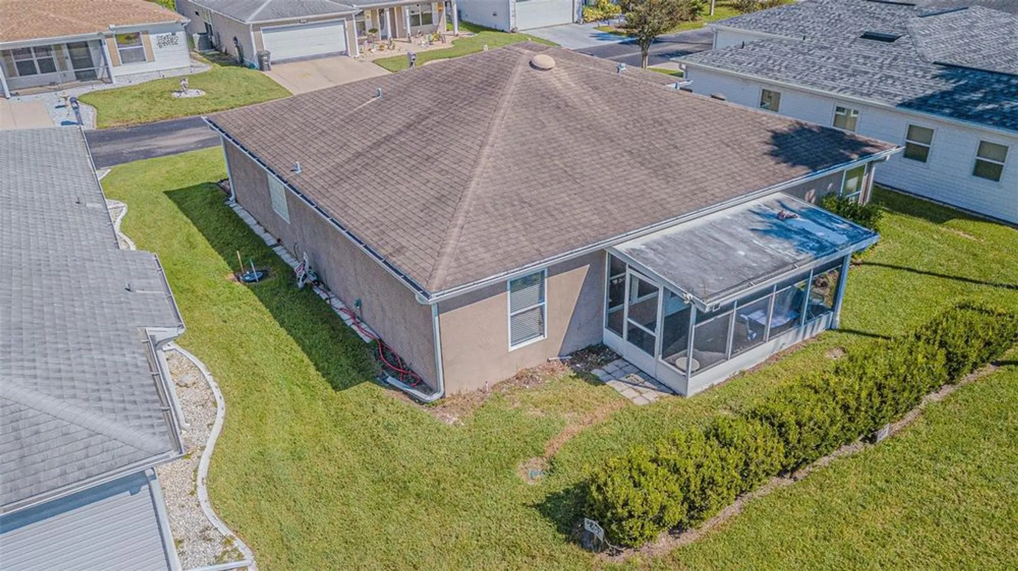 Property Slideshow image 30 of 37 | 29350 zeller ave, San Antonio, FL, 33576