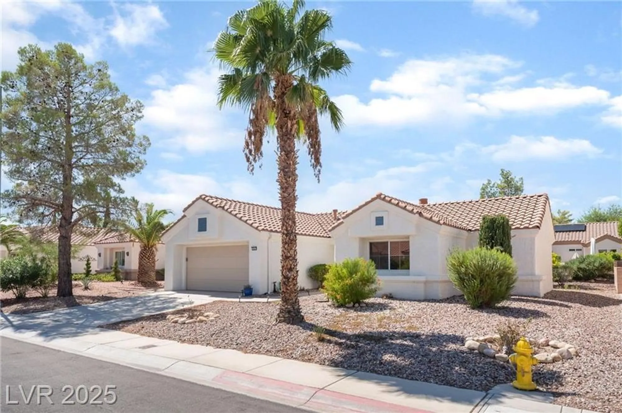 Property Slideshow image 29 of 31 | 2601 desert sands dr, Las Vegas, NV, 89134