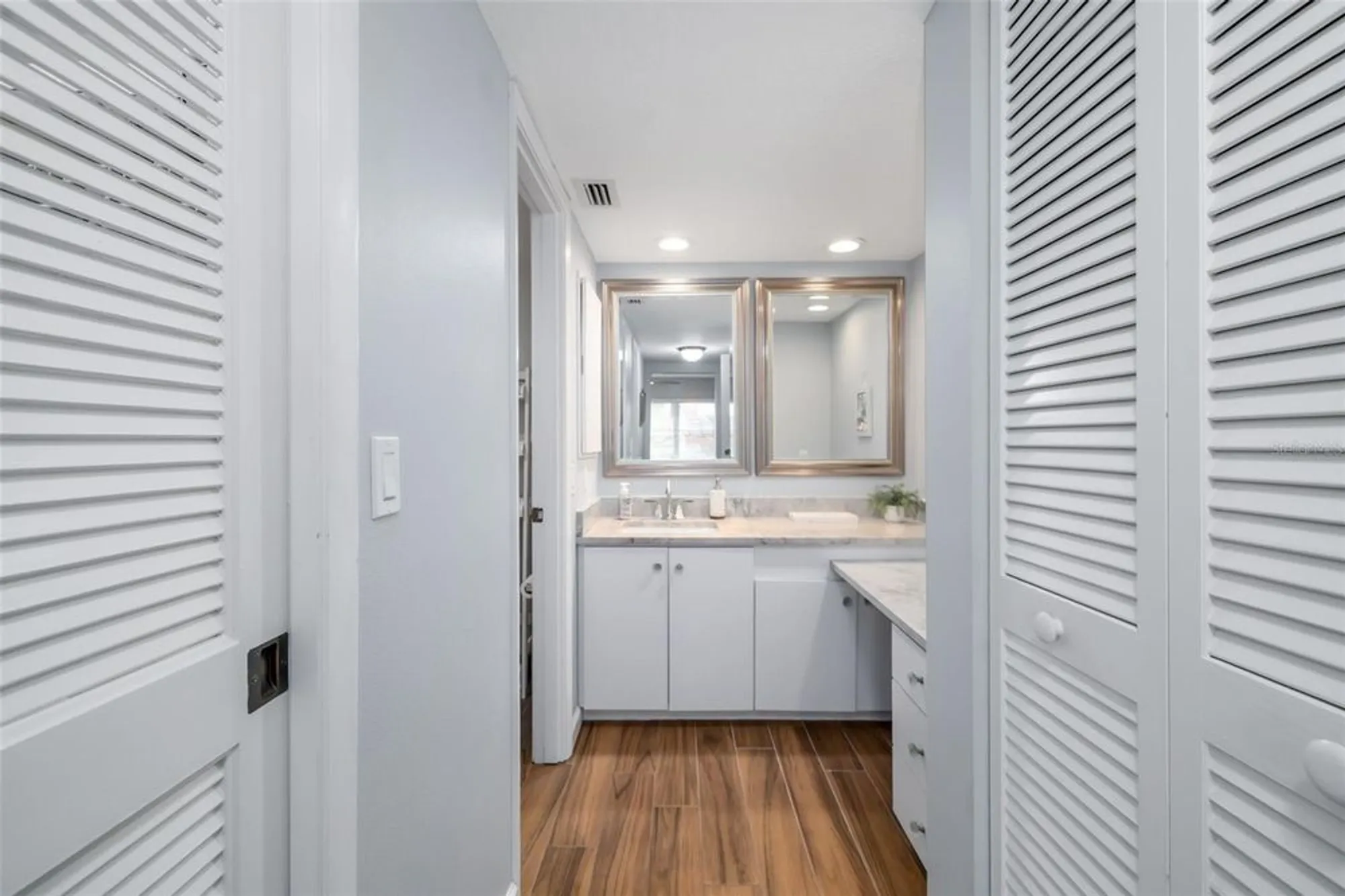 Property Slideshow image 23 of 51 | 6939 w country club dr 161, Sarasota, FL, 34243