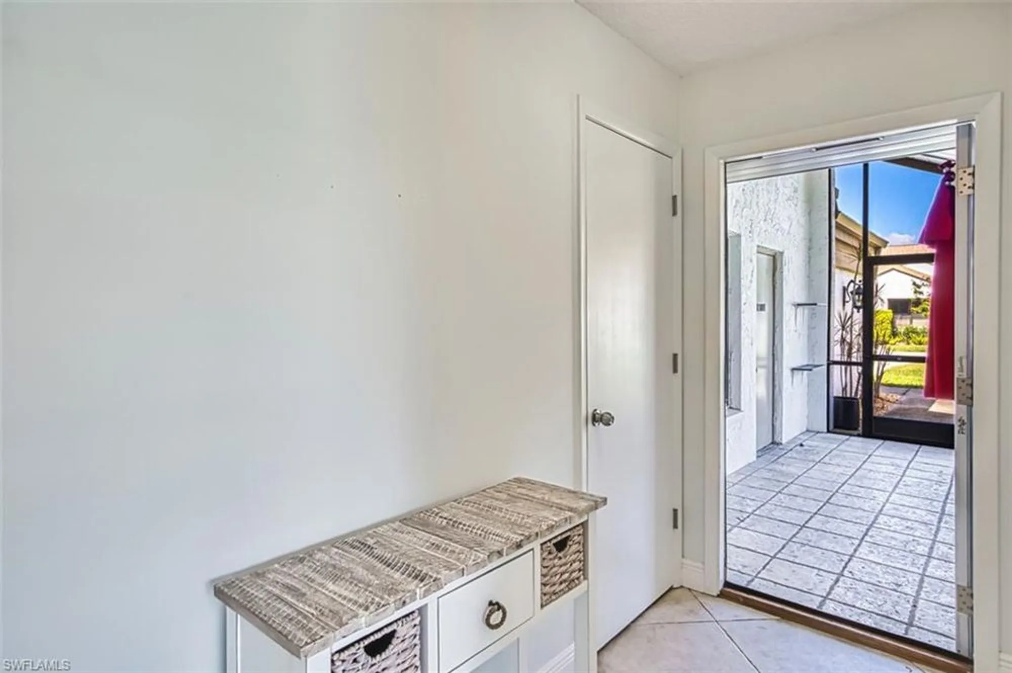 Property Slideshow image 22 of 50 | 1846 pine glade cir, Fort Myers, FL, 33907