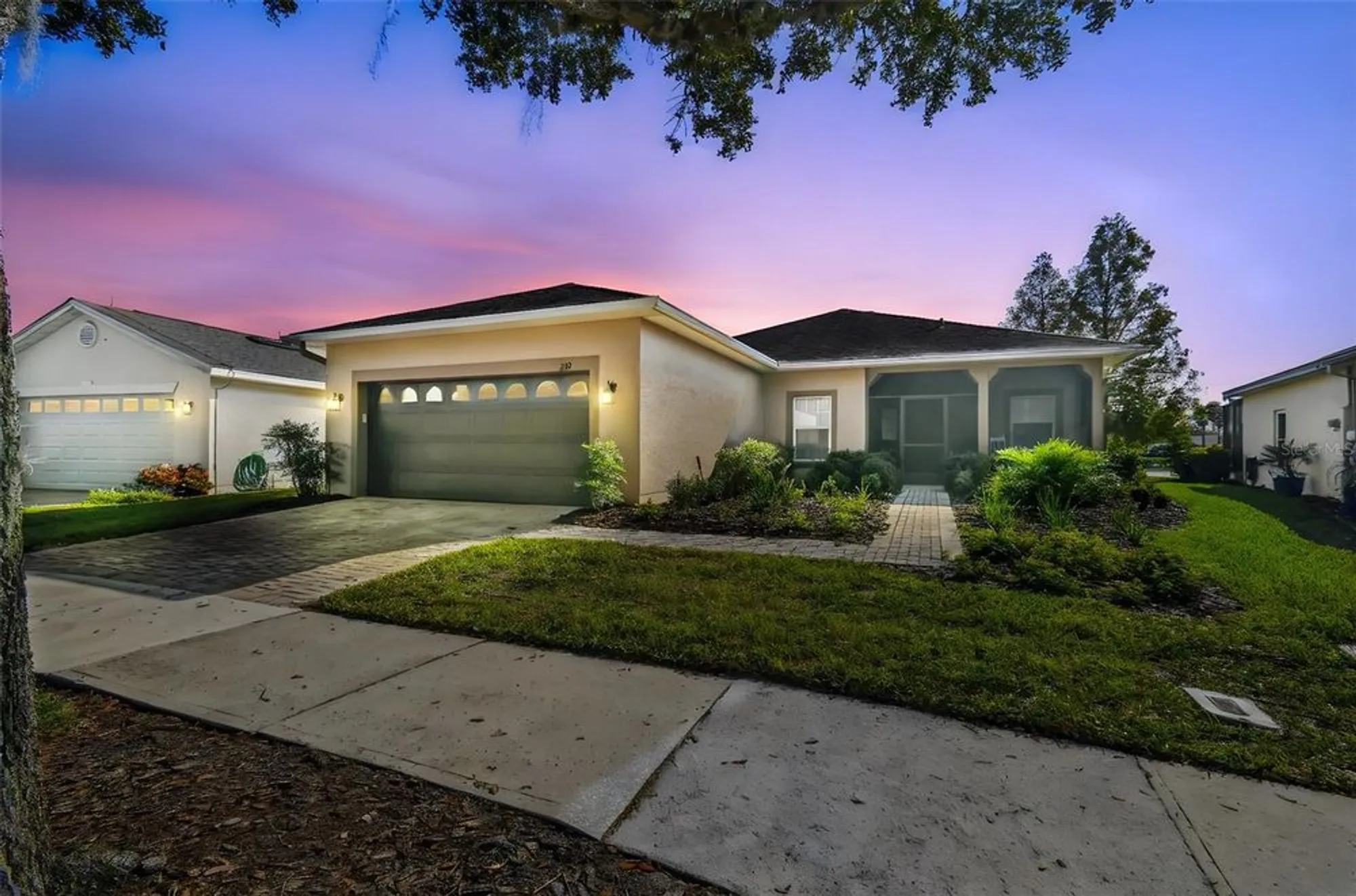 Property Slideshow image 3 of 54 | 219 largo dr, Kissimmee, FL, 34759