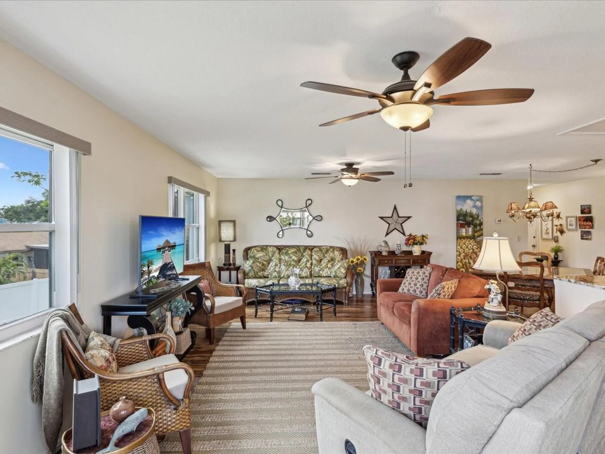 Property Slideshow image 4 of 20 | 5980 terrace park dr n unit 214, Saint Petersburg, FL, 33709
