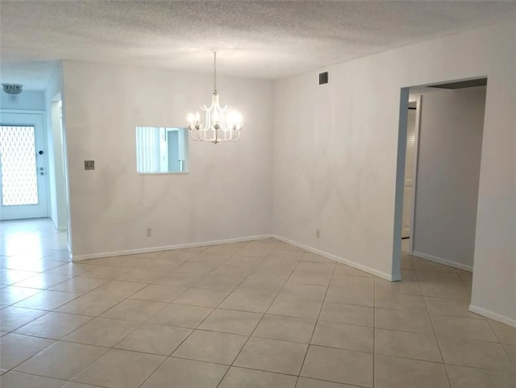 Property Slideshow image 13 of 50 | 2403 antigua cir e3, Coconut Creek, FL, 33066