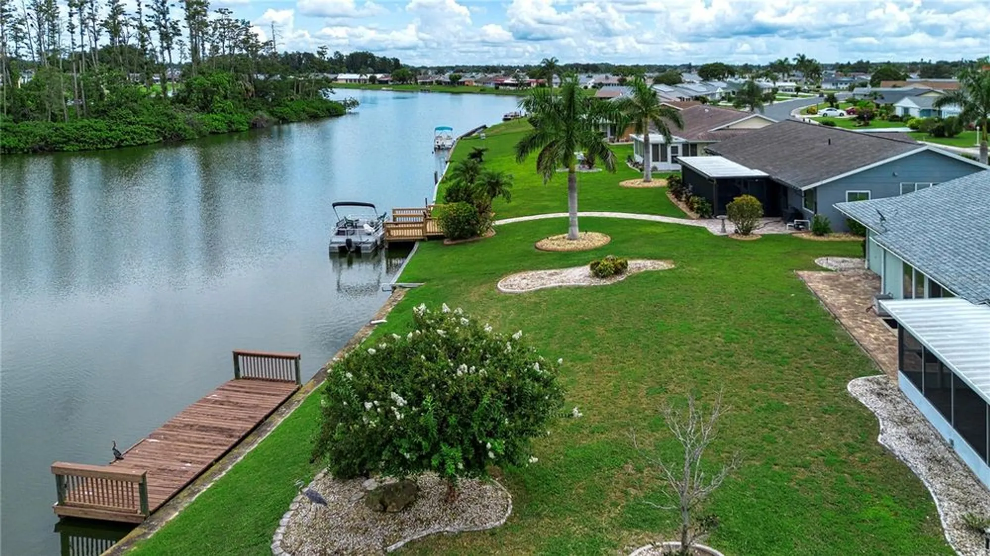 Property Slideshow image 38 of 56 | 1715 danbury dr, Sun City Center, FL, 33573