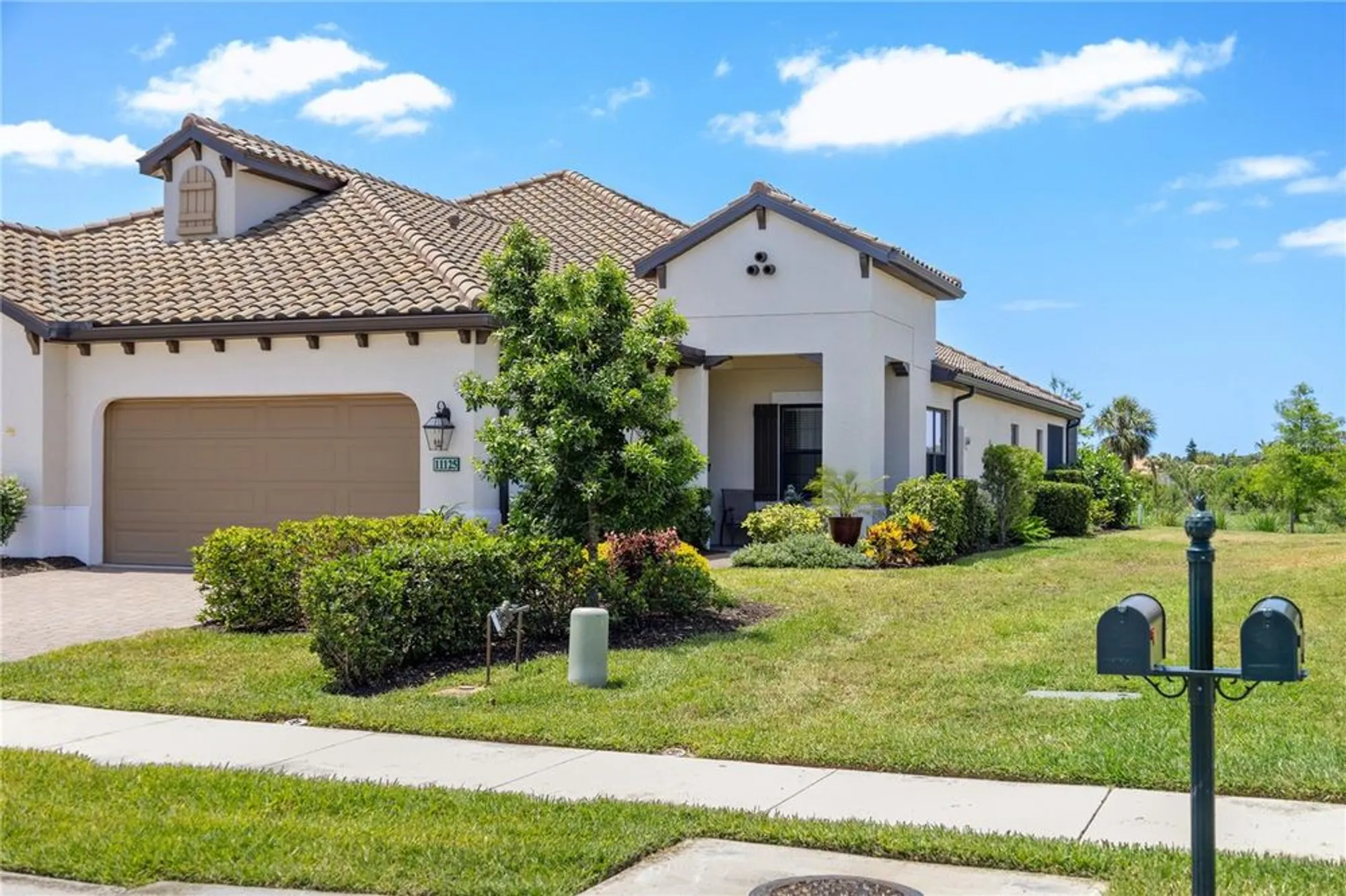 Property Slideshow image 39 of 70 | 11125 mcdermott ct, Englewood, FL, 34223