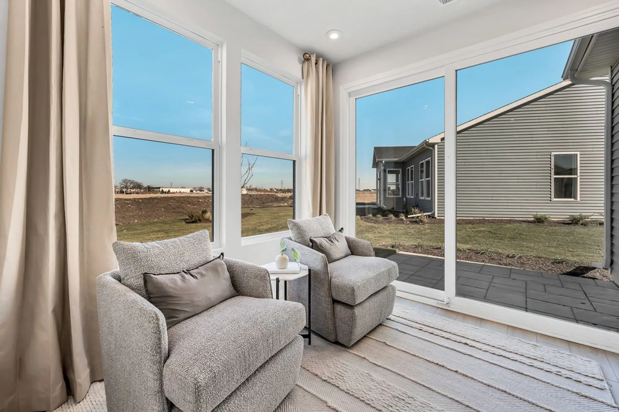 Property Slideshow image 11 of 25 | 3284 wildlight rd, Aurora, IL, 60503