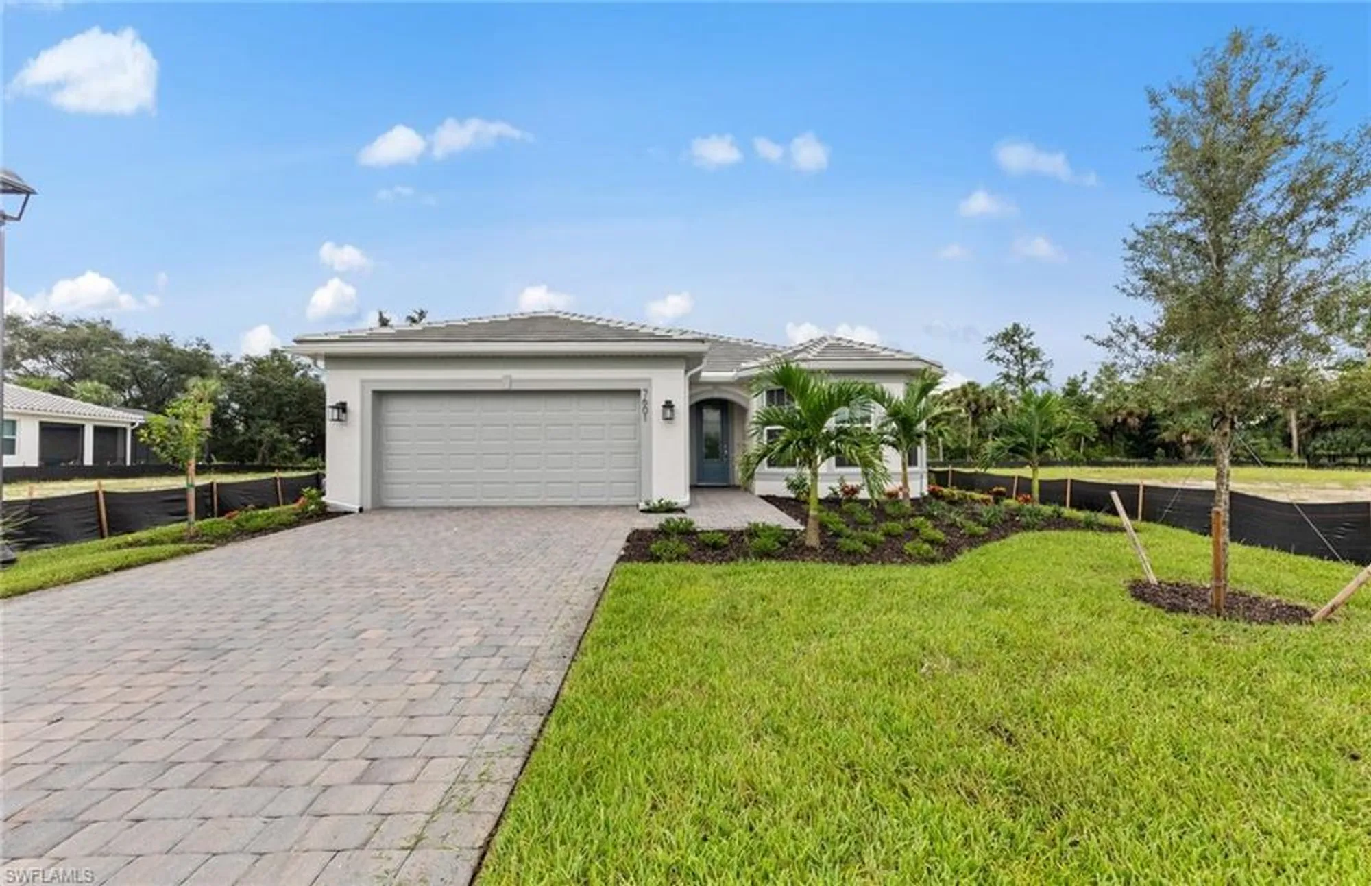 Property Slideshow image 4 of 47 | 7601 paradise tree dr, North Fort Myers, FL, 33917