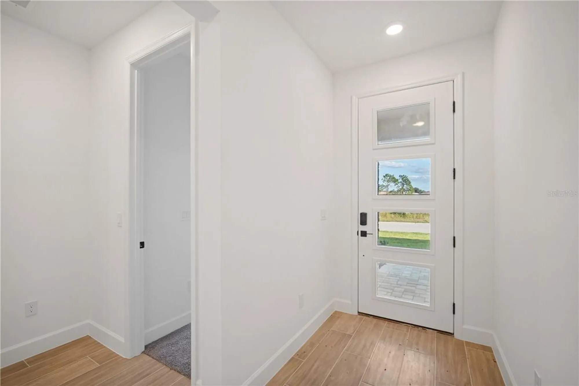 Property Slideshow image 7 of 30 | 9253 players dr, Weeki Wachee, FL, 34613