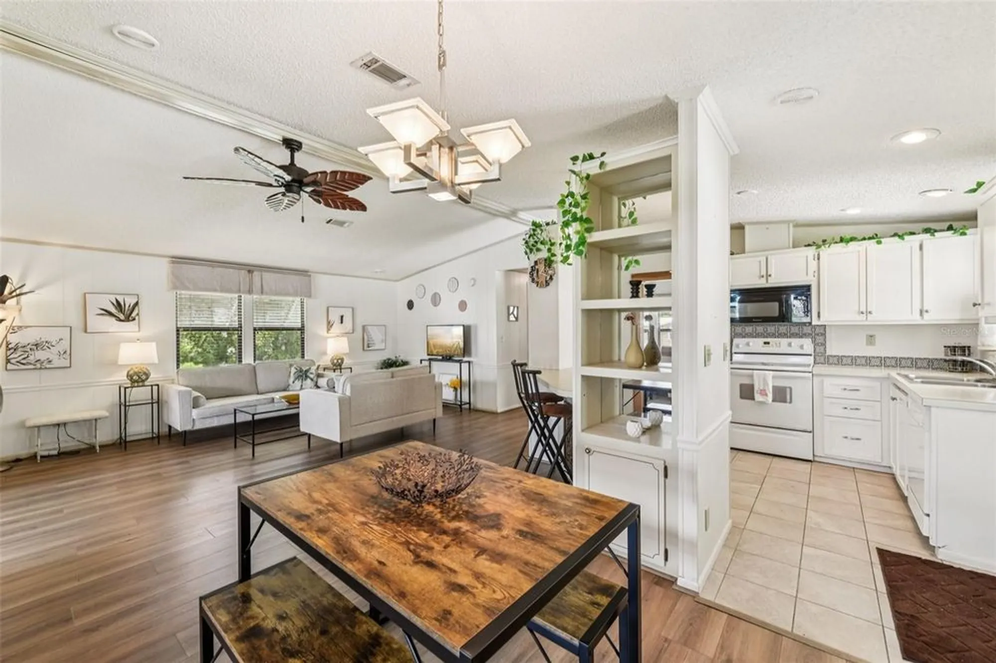 Property Slideshow image 19 of 58 | 1802 petunia ln, The Villages, FL, 32159