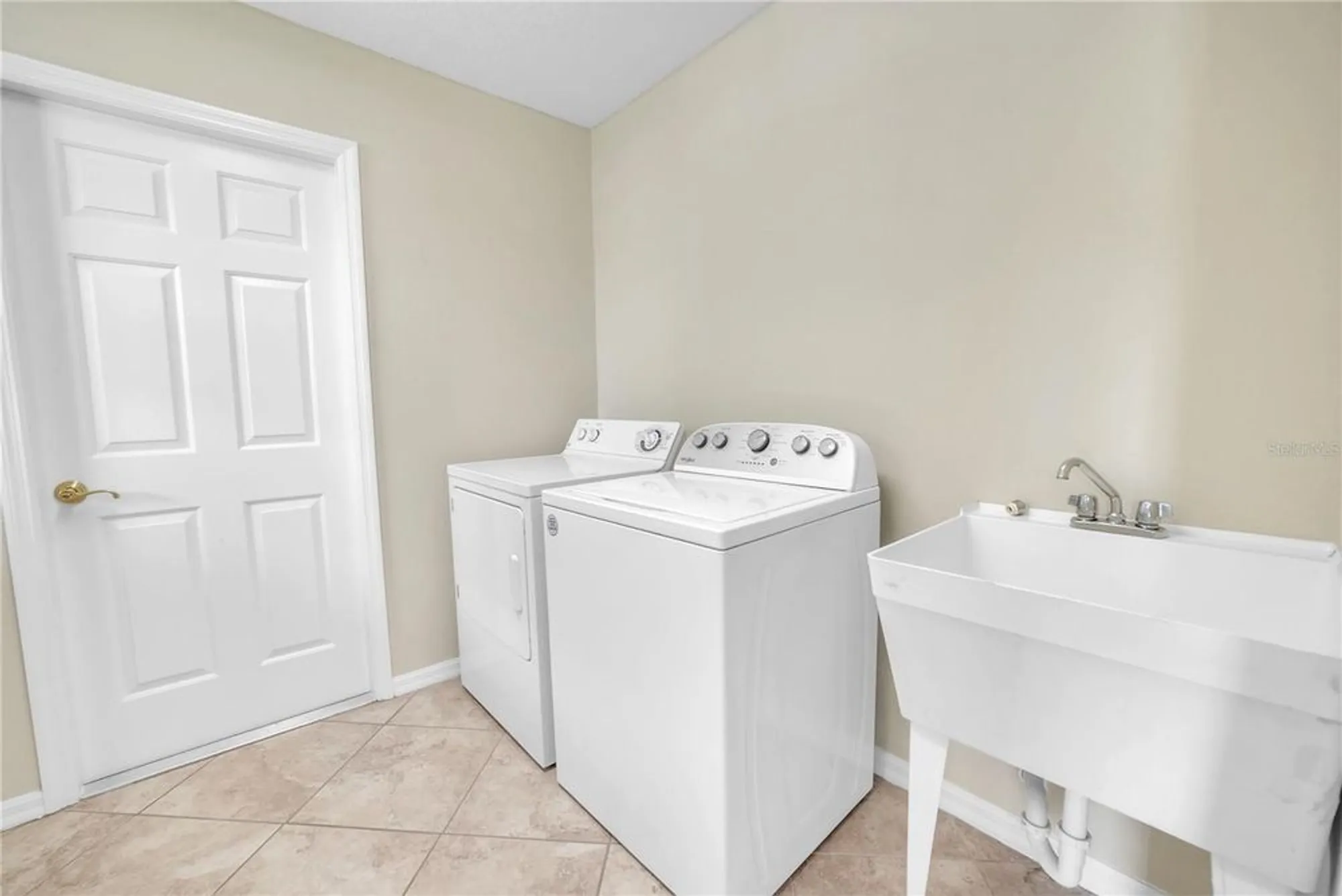 Property Slideshow image 38 of 45 | 879 astor way, The Villages, FL, 32162
