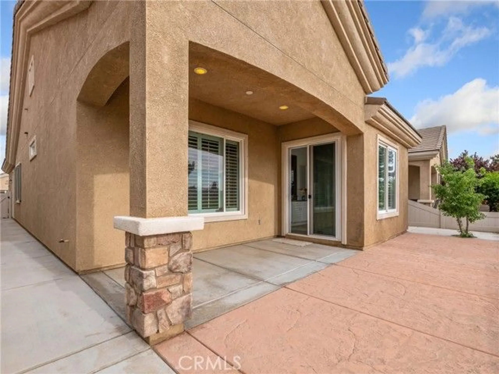 Property Slideshow image 33 of 36 | 10364 lakeshore dr, Apple Valley, CA, 92308