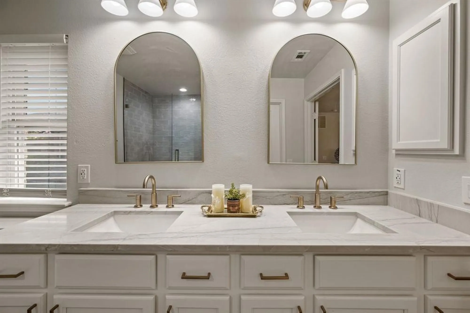 Property Slideshow image 22 of 40 | 7863 whirlwind dr, Frisco, TX, 75036