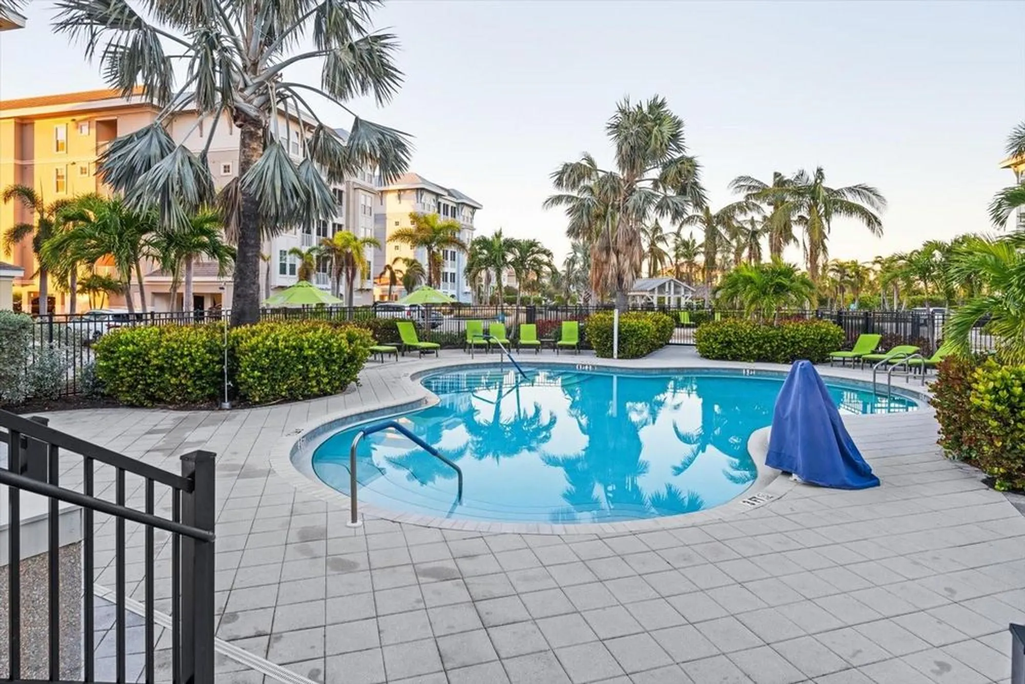Property Slideshow image 60 of 94 | 395 aruba cir unit 101, Bradenton, FL, 34209