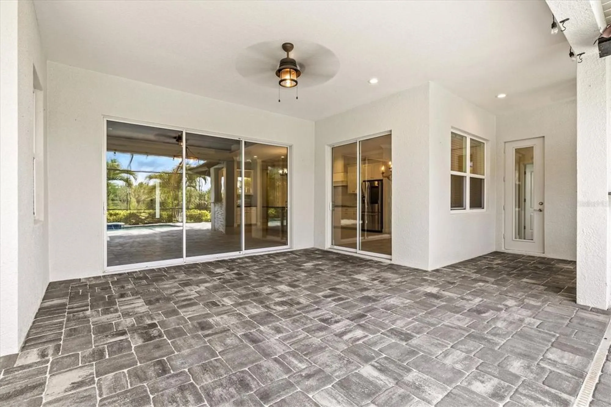 Property Slideshow image 58 of 85 | 12301 auburndale ct, Venice, FL, 34293