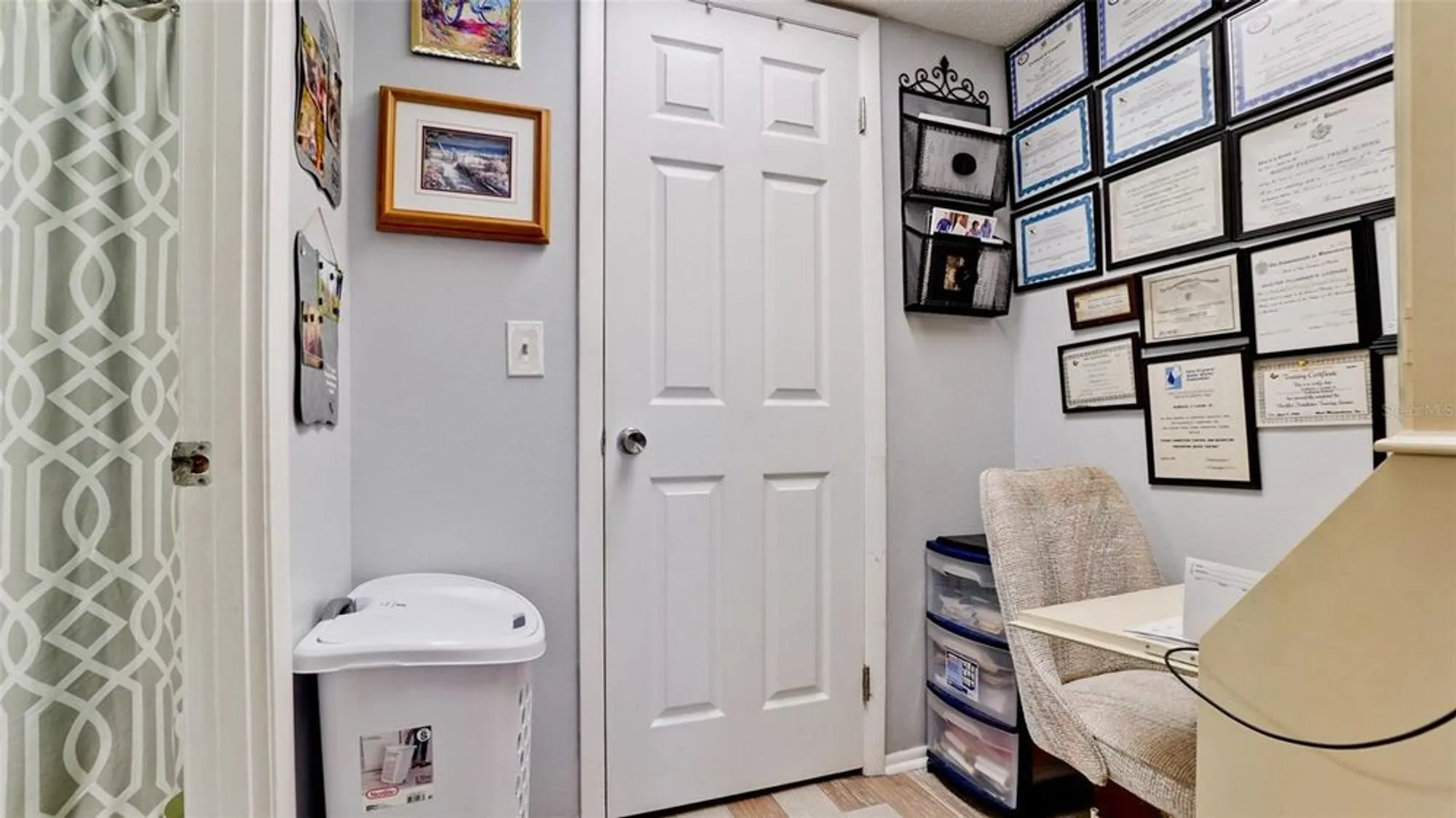 Property Slideshow image 27 of 58 | 4133 heron way e202, Bradenton, FL, 34205