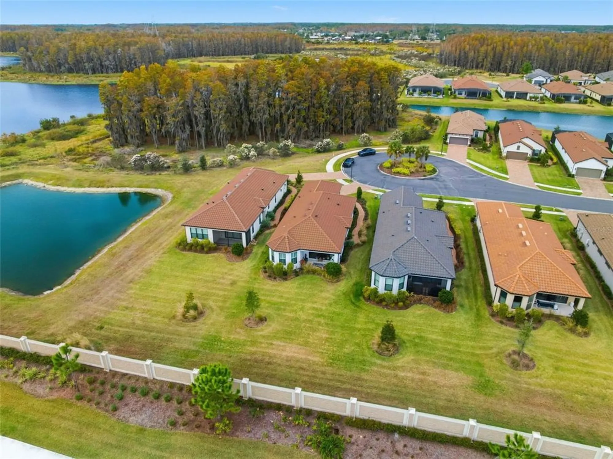 Property Slideshow image 33 of 41 | 2930 francoa dr, Odessa, FL, 33556