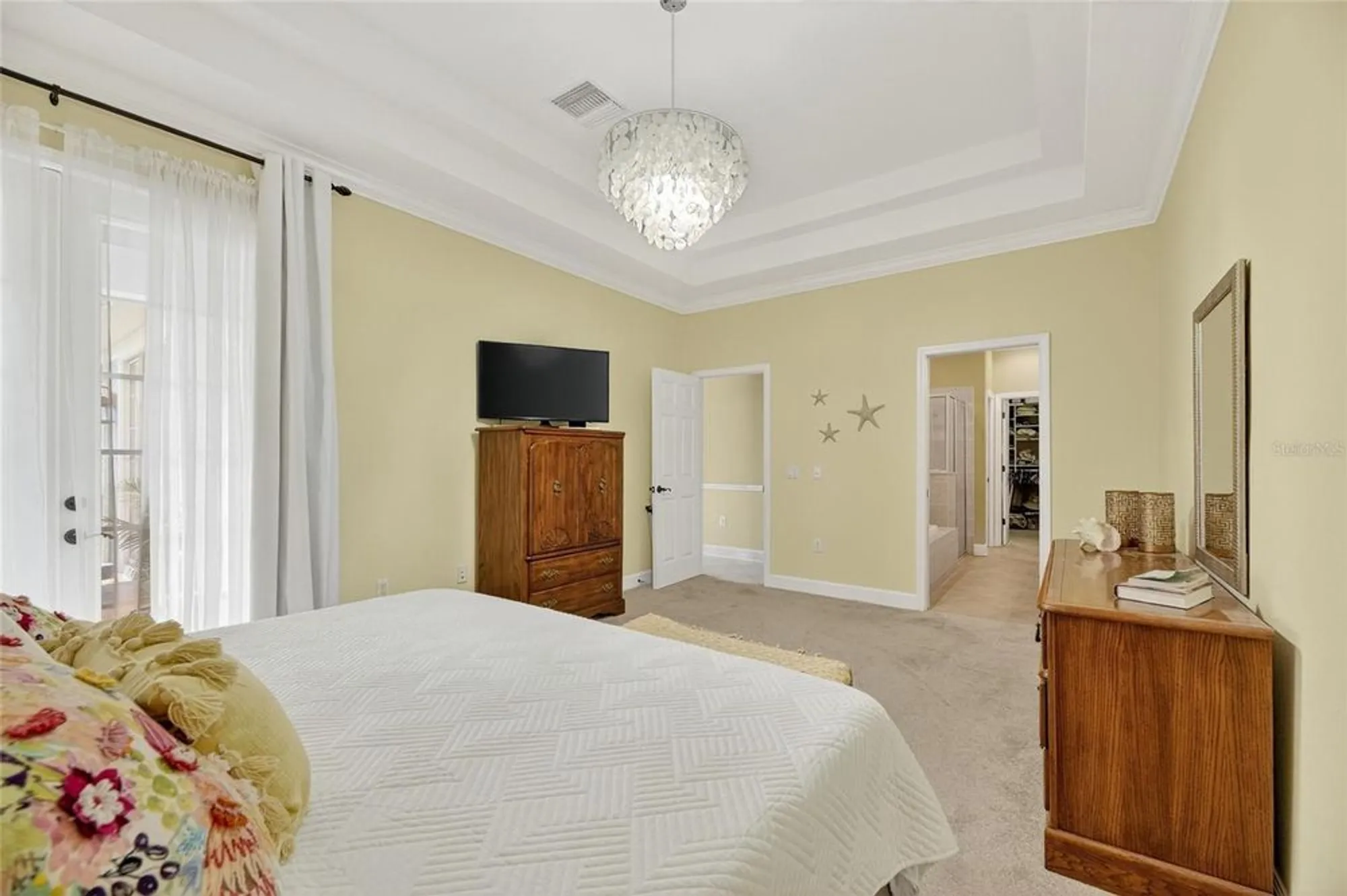 Property Slideshow image 43 of 85 | 5312 golden isles dr, Apollo Beach, FL, 33572