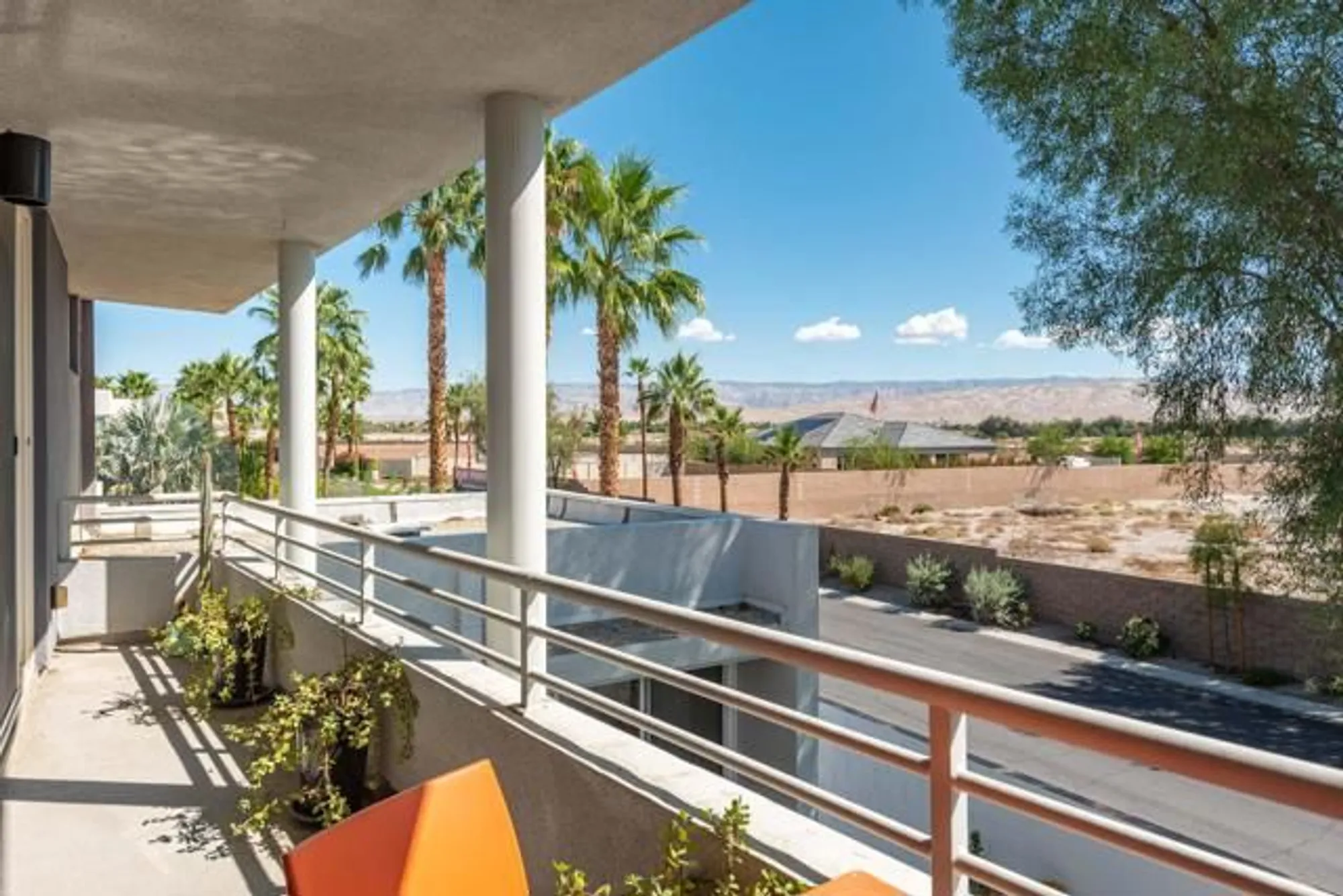Property Slideshow image 19 of 31 | 4962 frey way, Palm Springs, CA, 92262