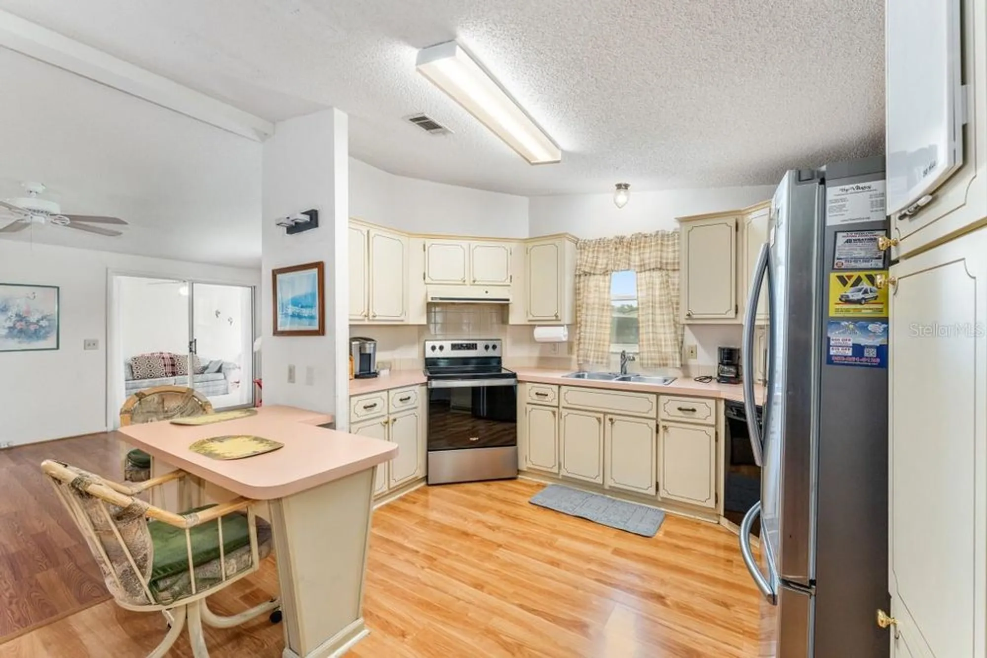 Property Slideshow image 9 of 21 | 1117 paradise dr, Lady Lake, FL, 32159