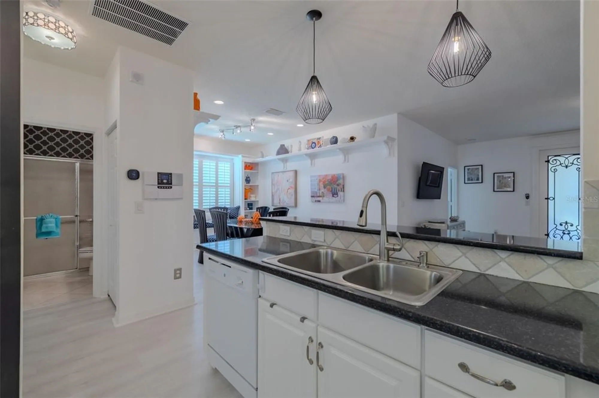 Property Slideshow image 35 of 84 | 16130 amethyst key dr, Wimauma, FL, 33598