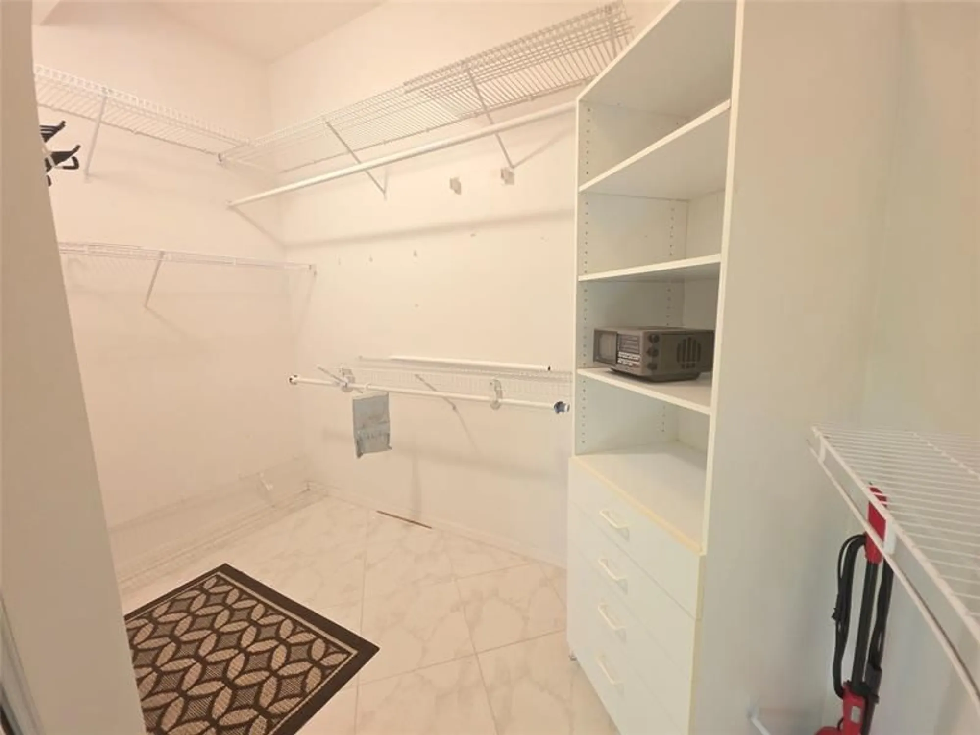 Property Slideshow image 27 of 29 | 7593 granville dr 411, Tamarac, FL, 33321