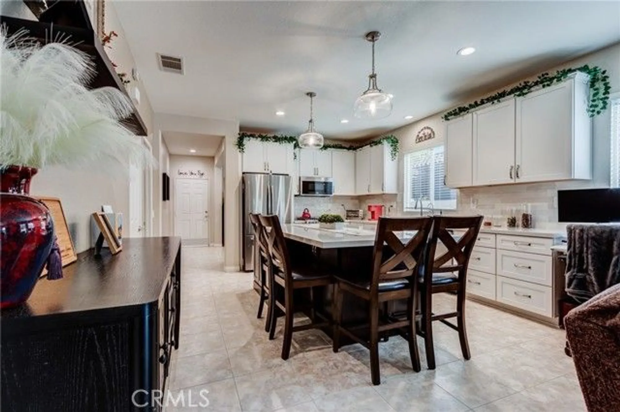 Property Slideshow image 19 of 75 | 28174 glenside ct, Menifee, CA, 92584