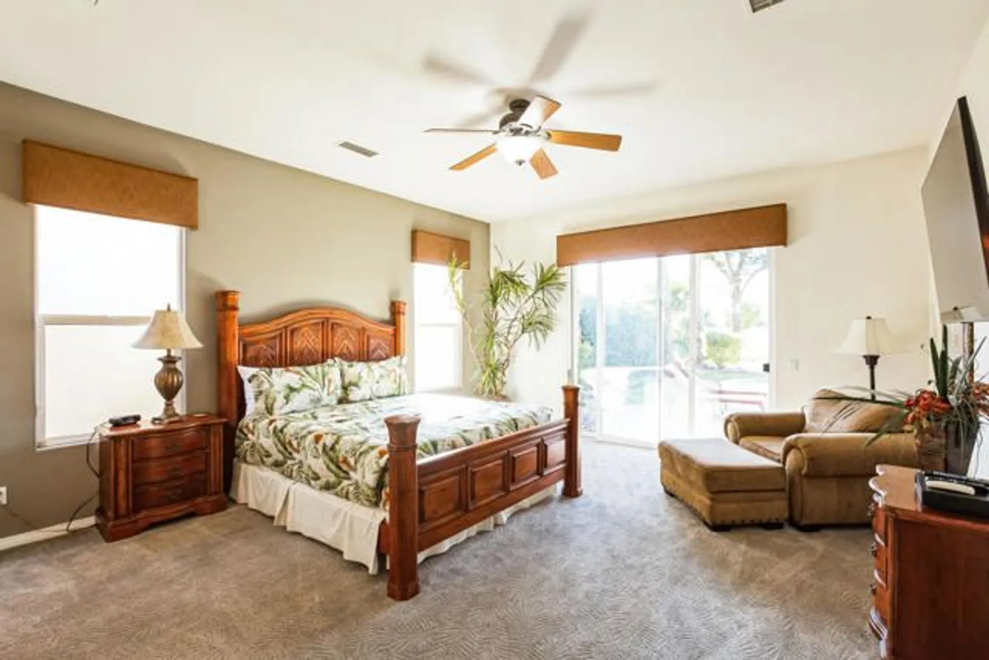 Property Slideshow image 26 of 37 | 57575 seminole dr, La Quinta, CA, 92253