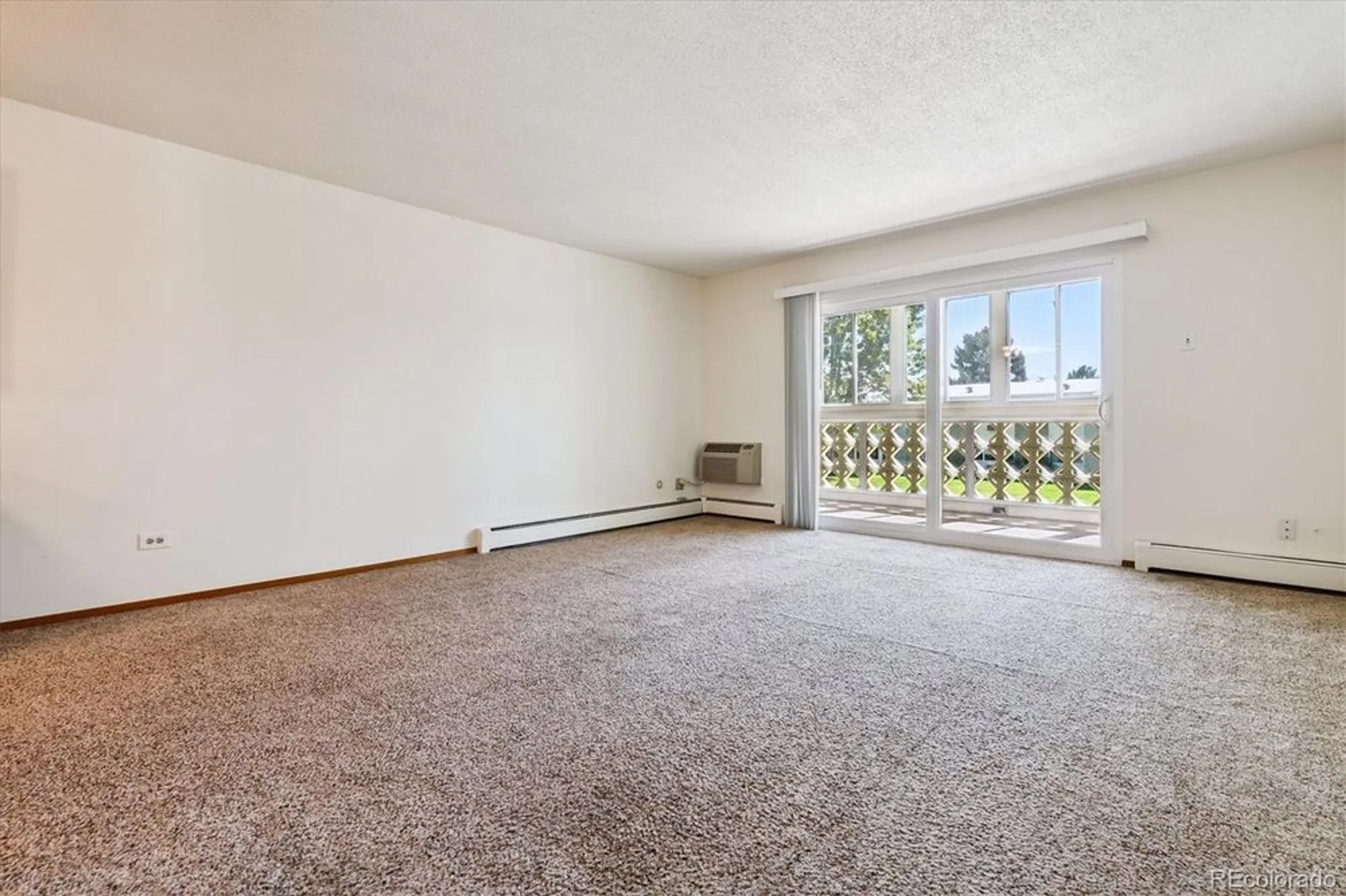 Property Slideshow image 5 of 50 | 9300 e center ave 2b, Denver, CO, 80247