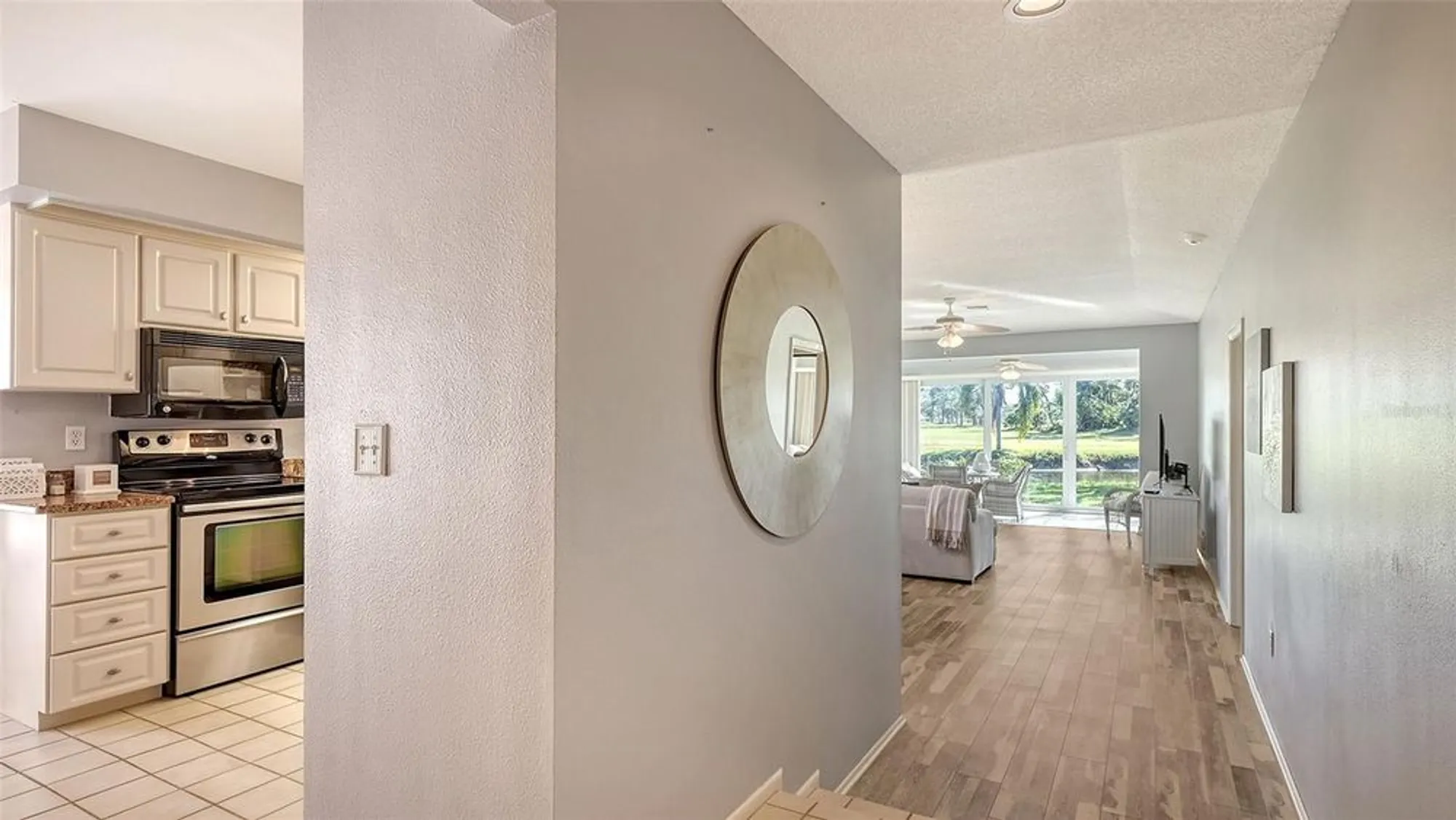 Property Slideshow image 12 of 95 | 7320 golf pointe cir, Sarasota, FL, 34243