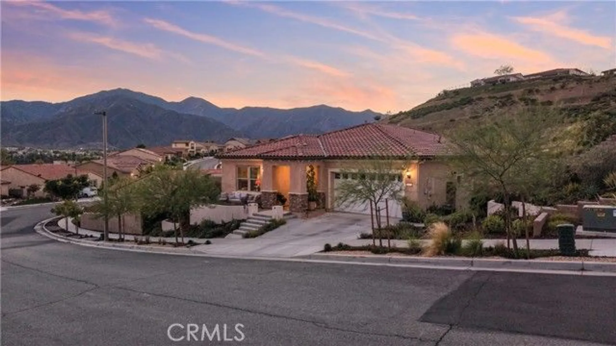 Property Slideshow image 33 of 40 | 24674 crestley dr, Corona, CA, 92883