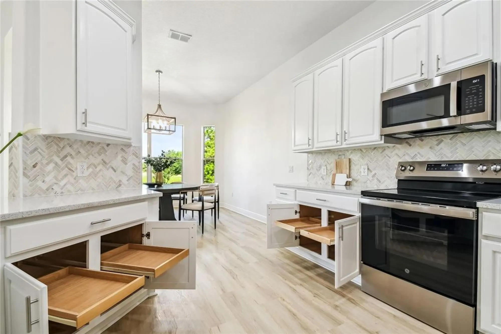 Property Slideshow image 21 of 78 | 517 milano rd, Poinciana, FL, 34759