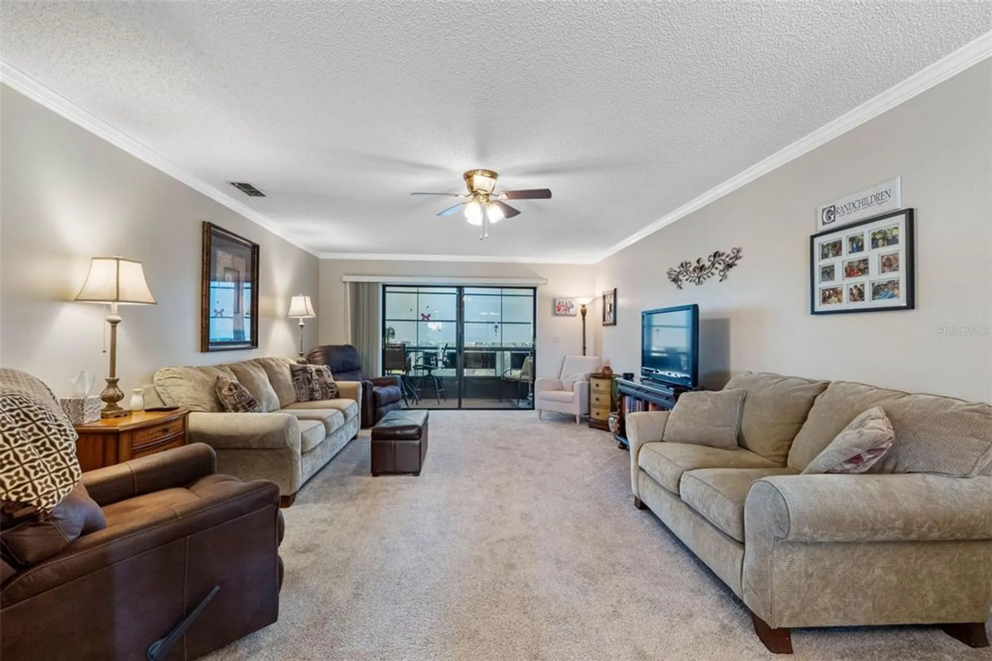 Property Slideshow image 17 of 46 | 5970 80th st n unit 411, St Petersburg, FL, 33709