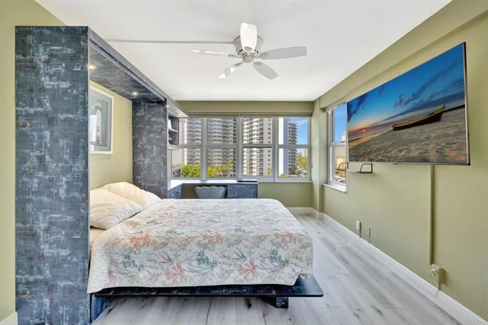 Property Slideshow image 25 of 50 | 3333 ne 34th st 608, Fort Lauderdale, FL, 33308