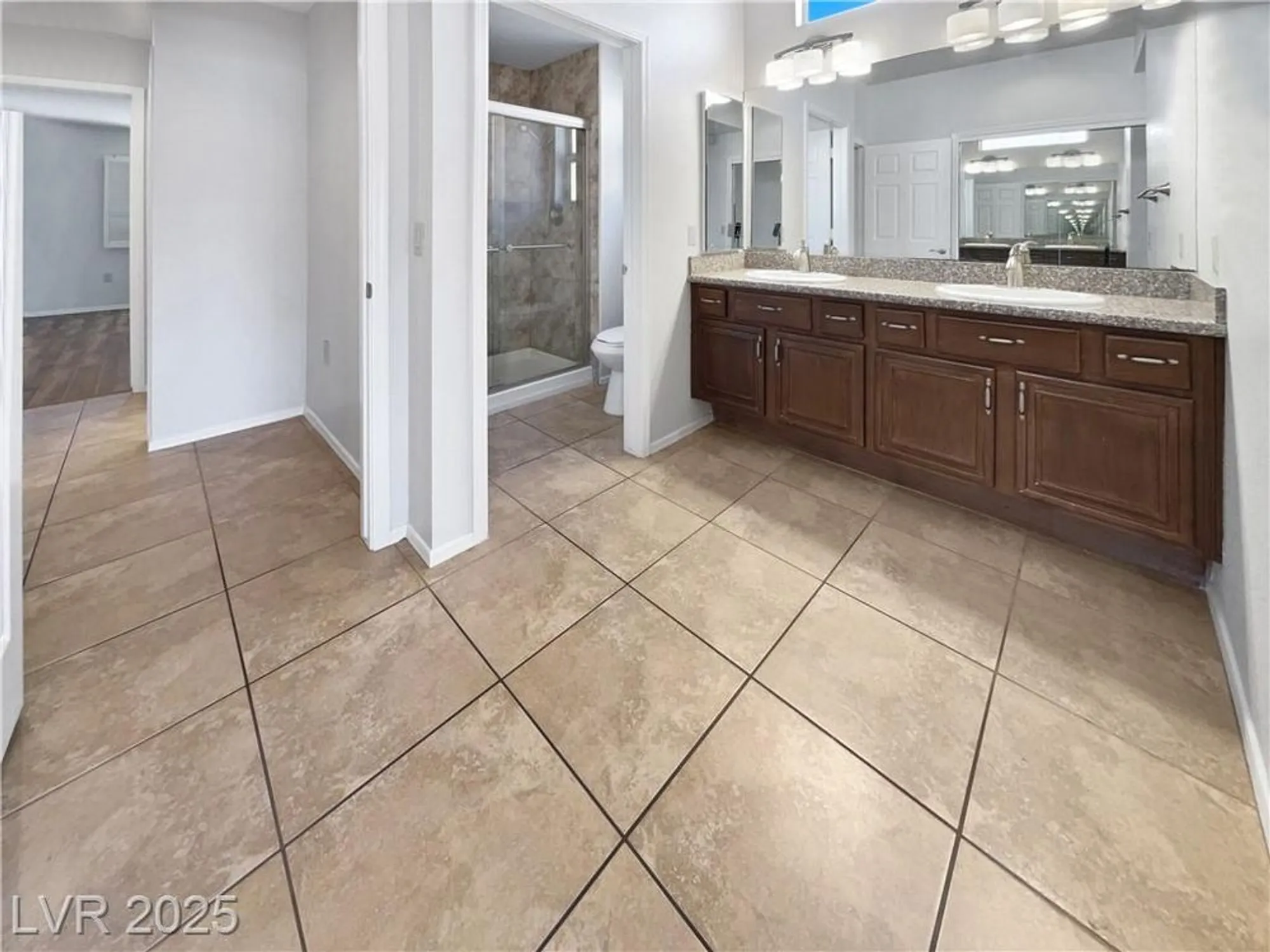 Property Slideshow image 7 of 23 | 2456 palmridge dr, Las Vegas, NV, 89134