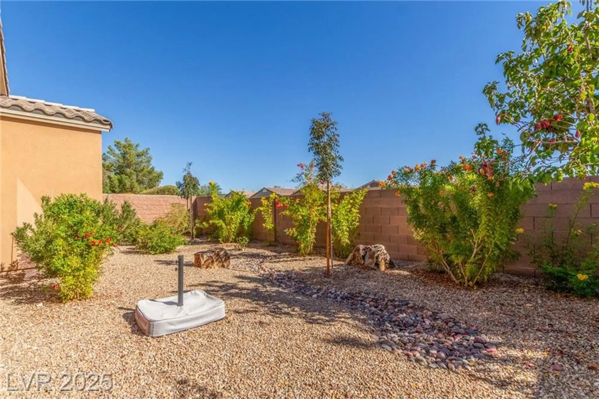 Property Slideshow image 36 of 51 | 5620 serenity haven st, North Las Vegas, NV, 89081