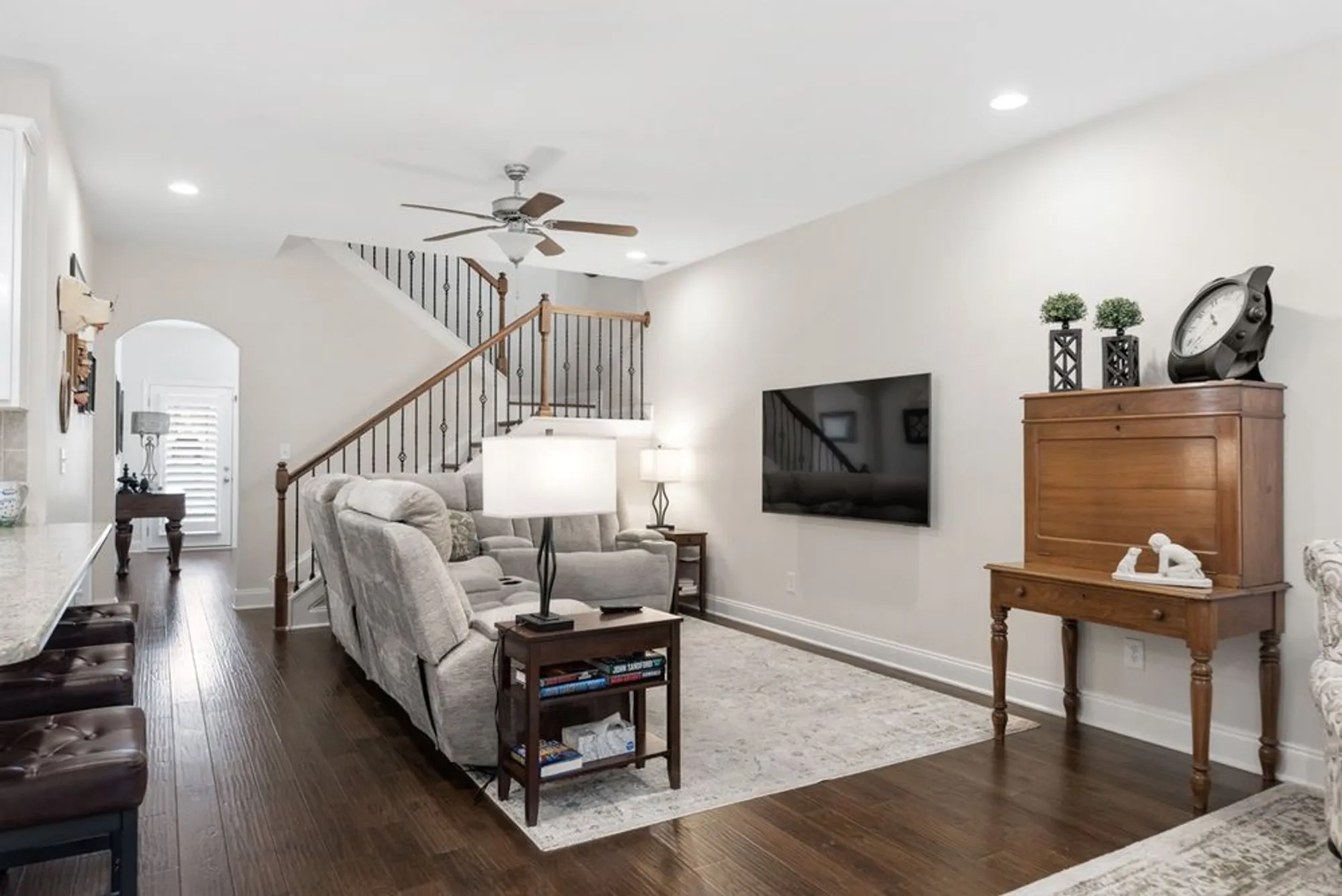 Property Slideshow image 11 of 71 | 240 glennister ct, Gallatin, TN, 37066