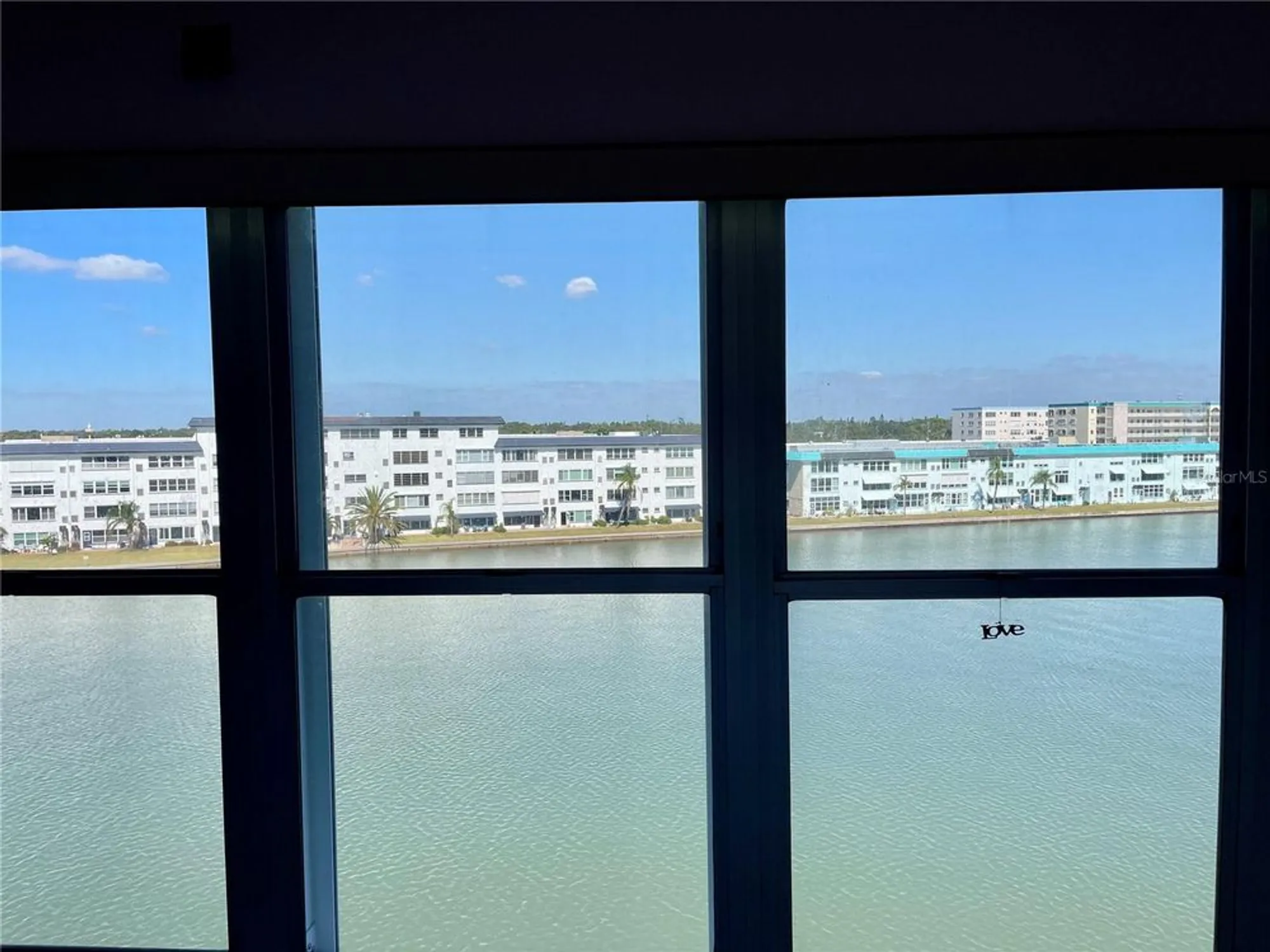 Property Slideshow image 4 of 18 | 6025 shore blvd 509, Gulfport, FL, 33707