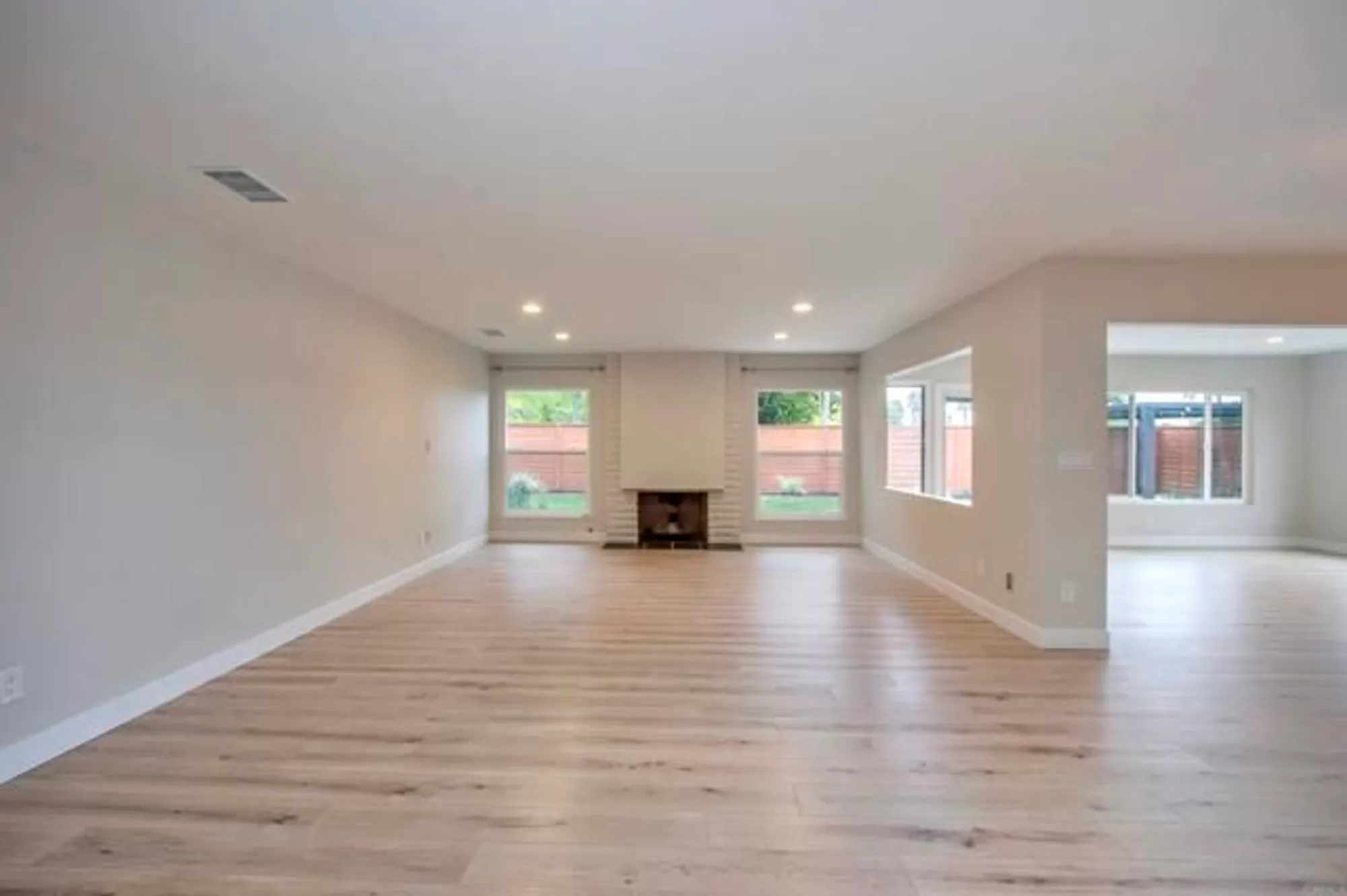 Property Slideshow image 9 of 25 | 984 san pablo dr, San Marcos, CA, 92078