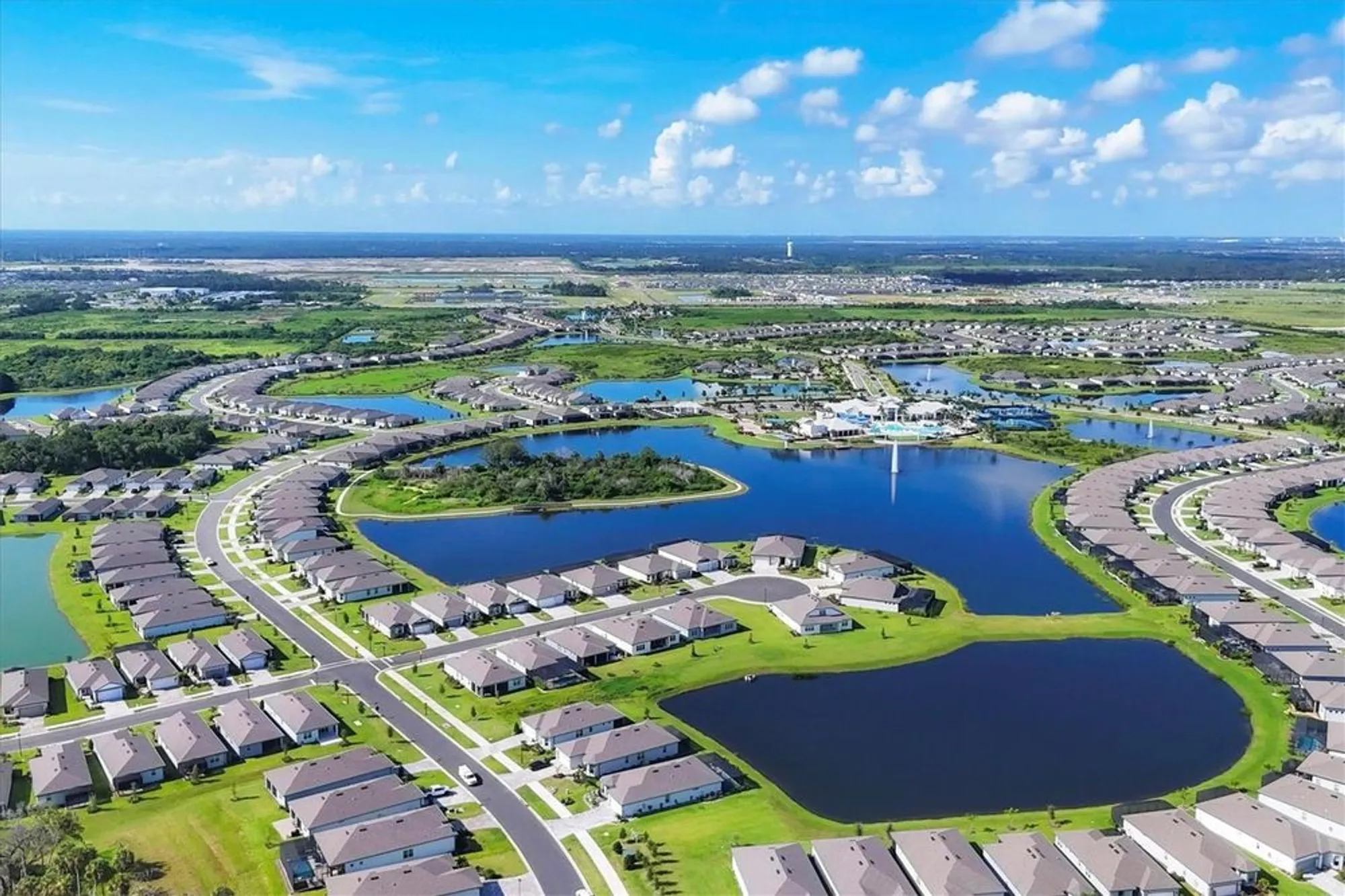 Property Slideshow image 44 of 77 | 9028 sunray cv, Parrish, FL, 34219