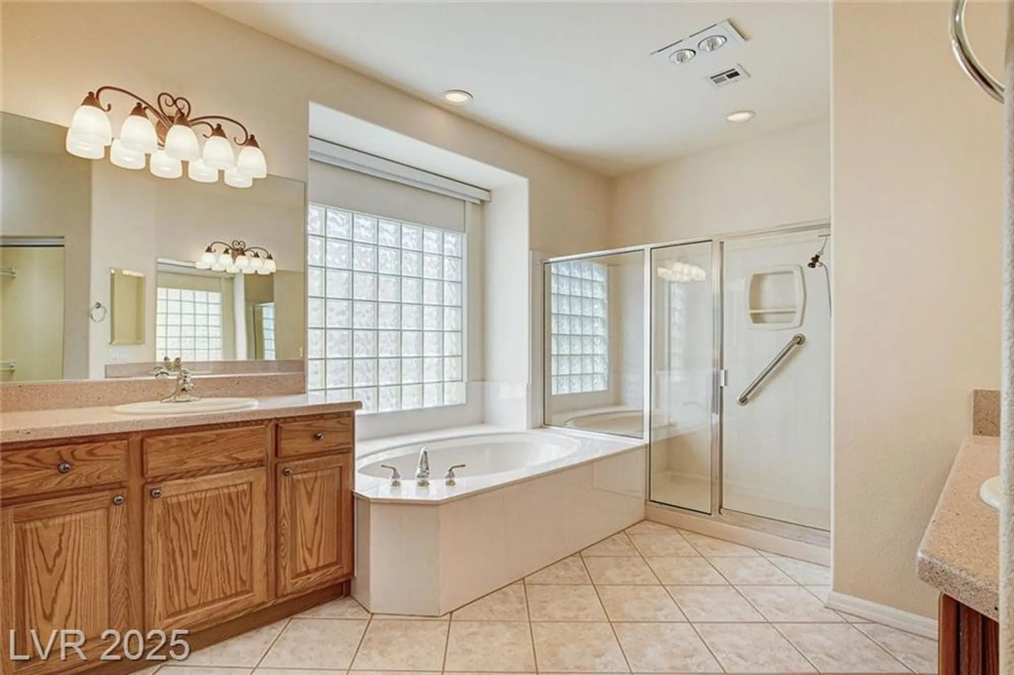 Property Slideshow image 26 of 50 | 10504 bambola pl, Las Vegas, NV, 89135