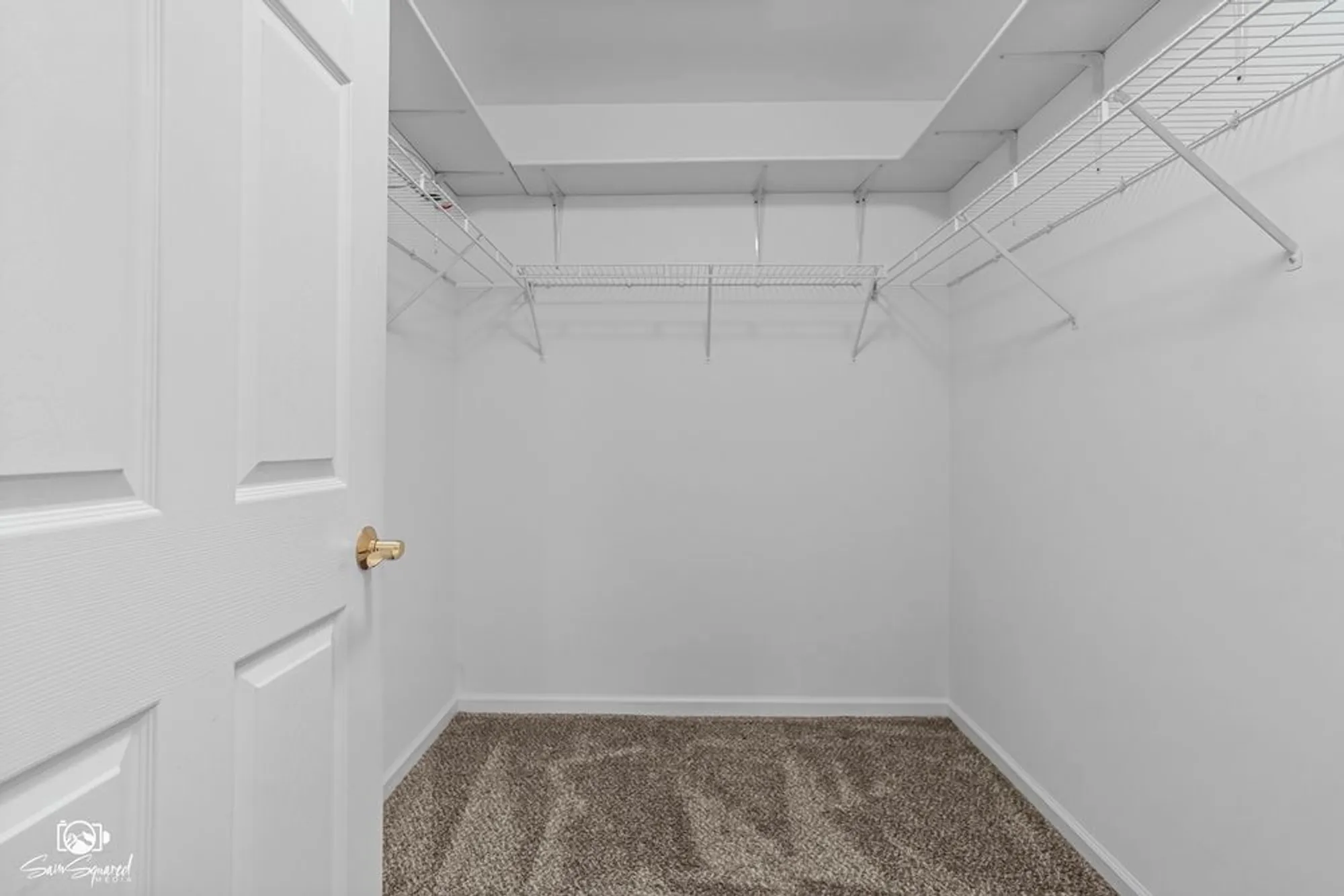 Property Slideshow image 21 of 35 | 1925 timbers edge cir, Joliet, IL, 60431